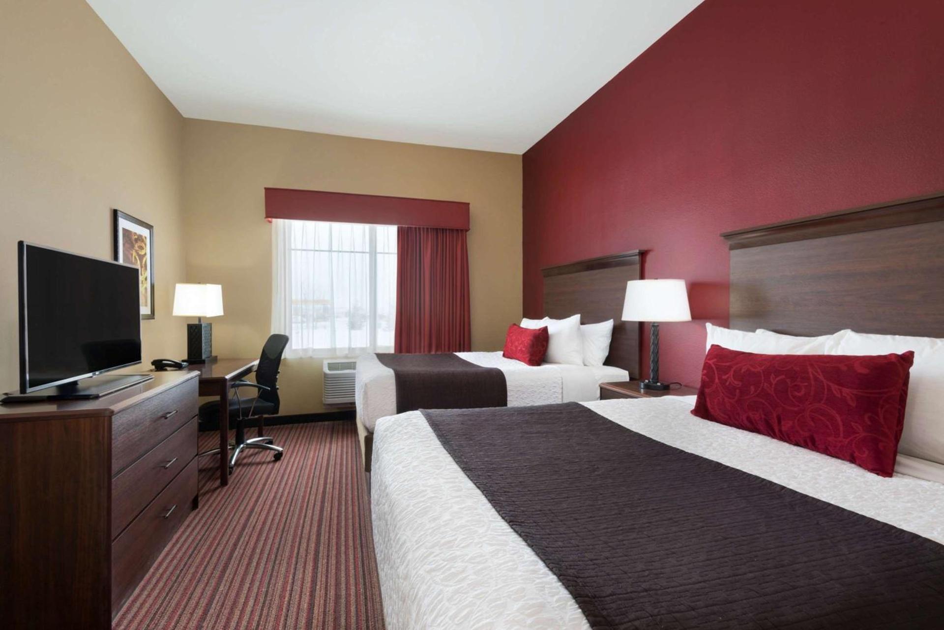 Best Western Plus Hudson Hotel & Suites photo 29