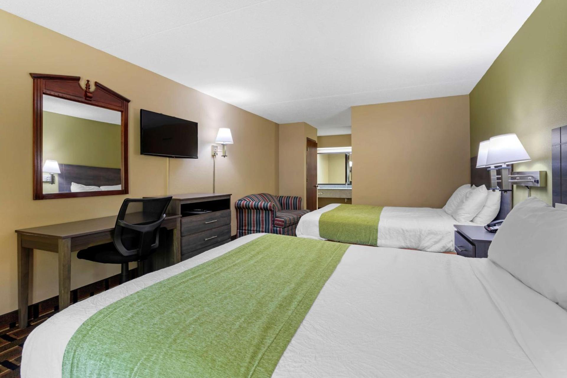 SureStay Hotel by Best Western Lenoir City photo 21