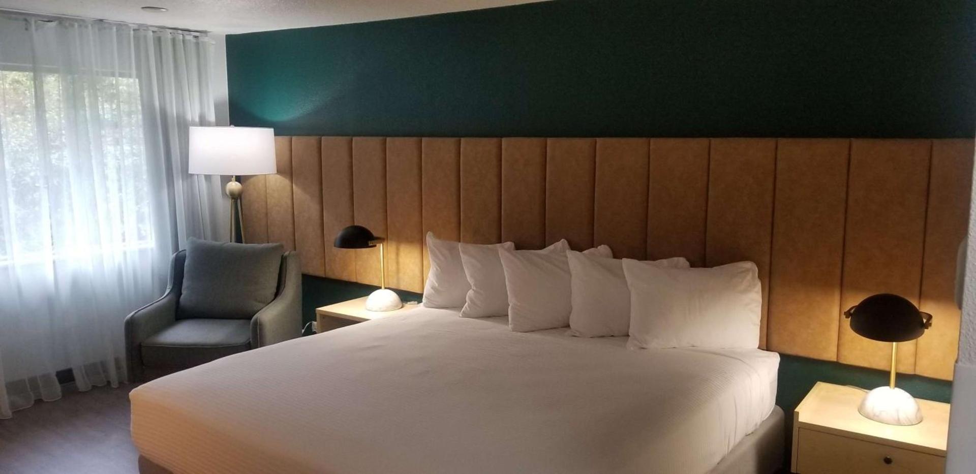 Best Western Portland West Beaverton photo 52