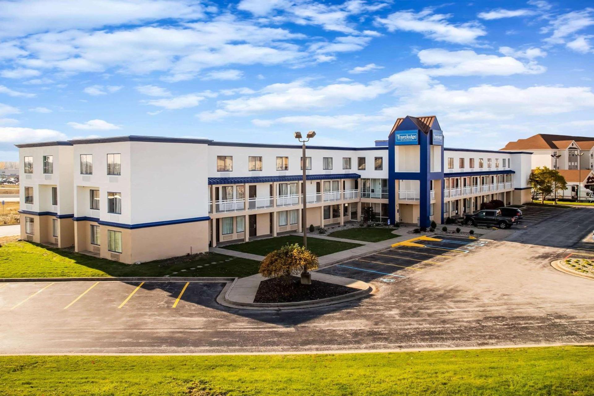 Travelodge by Wyndham Fort Wayne North photo 24