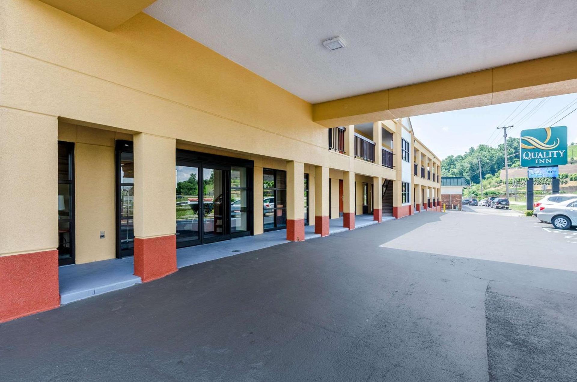 Quality Inn Tanglewood photo 3