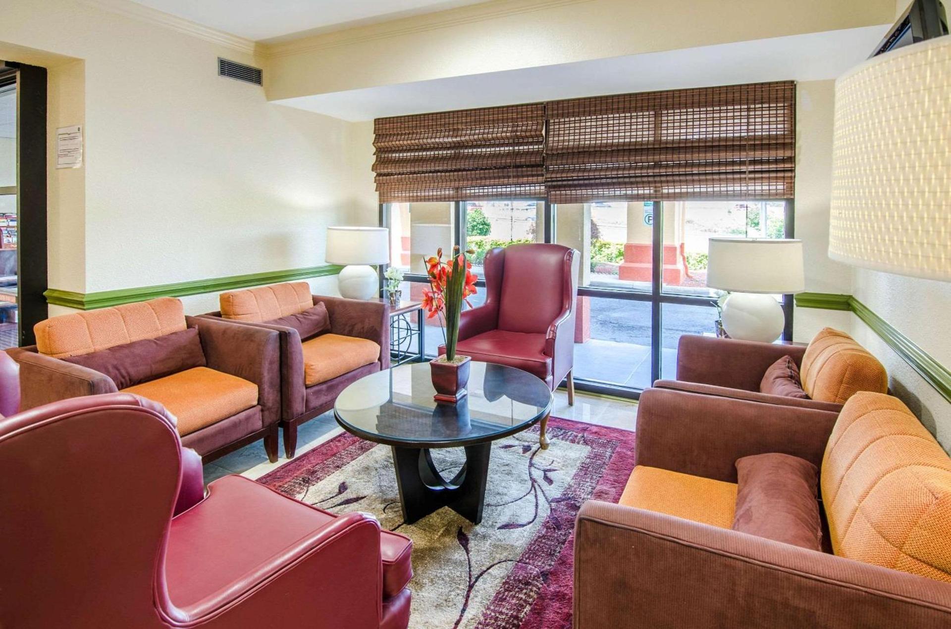Quality Inn Tanglewood photo 12