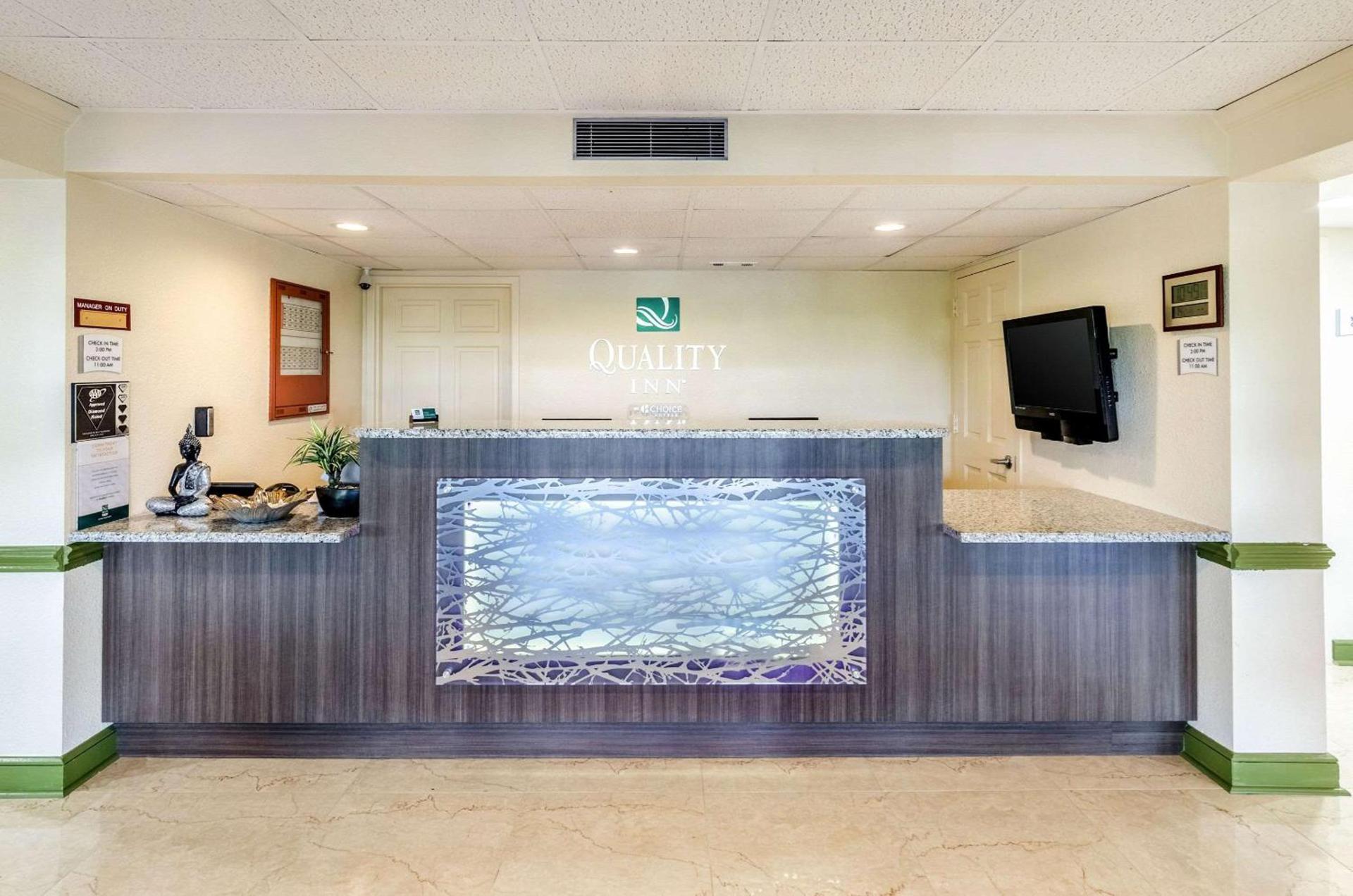 Quality Inn Tanglewood photo 10