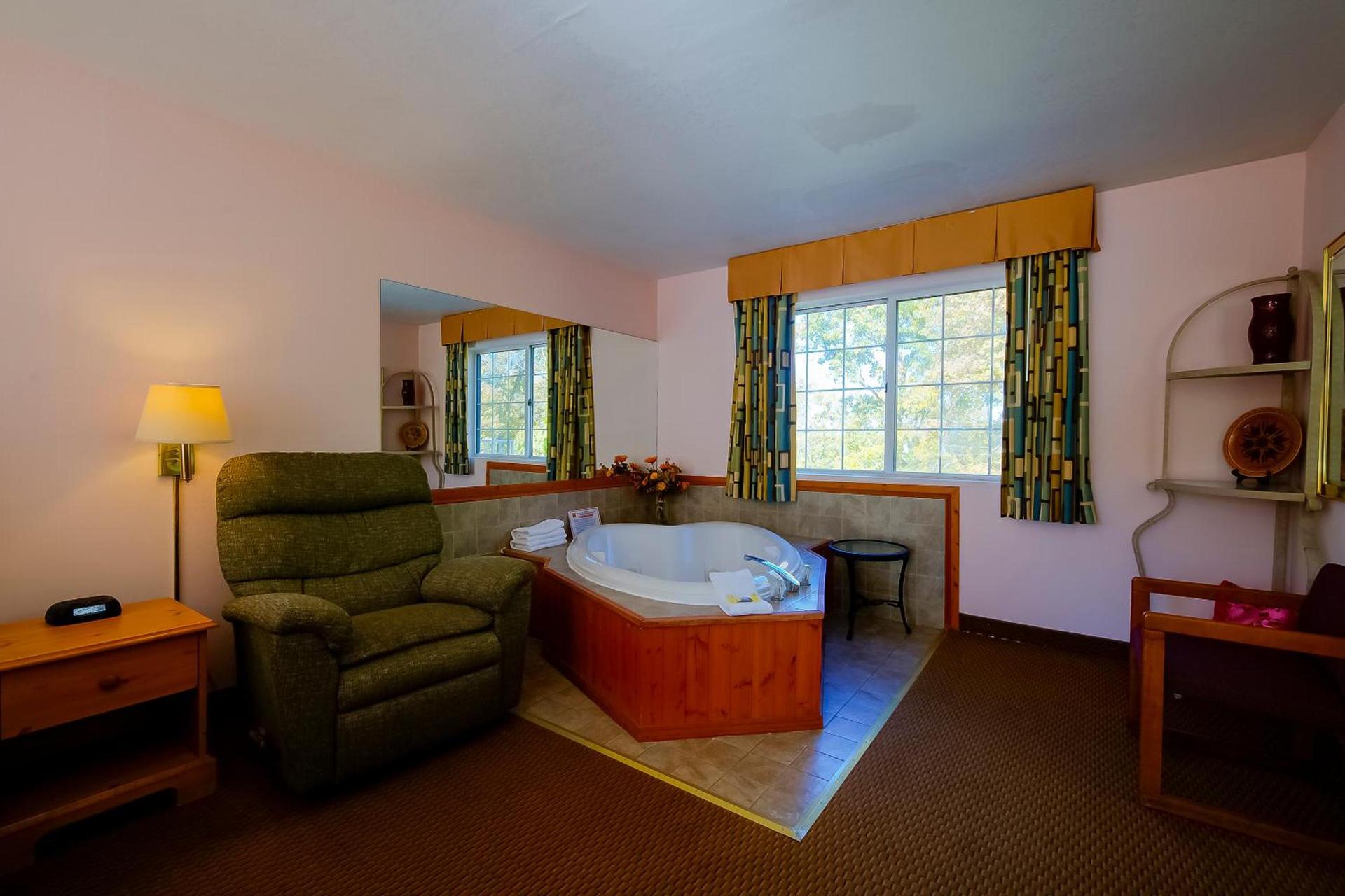 Hotel O Eureka Springs - Christ of Ozark Area photo 23