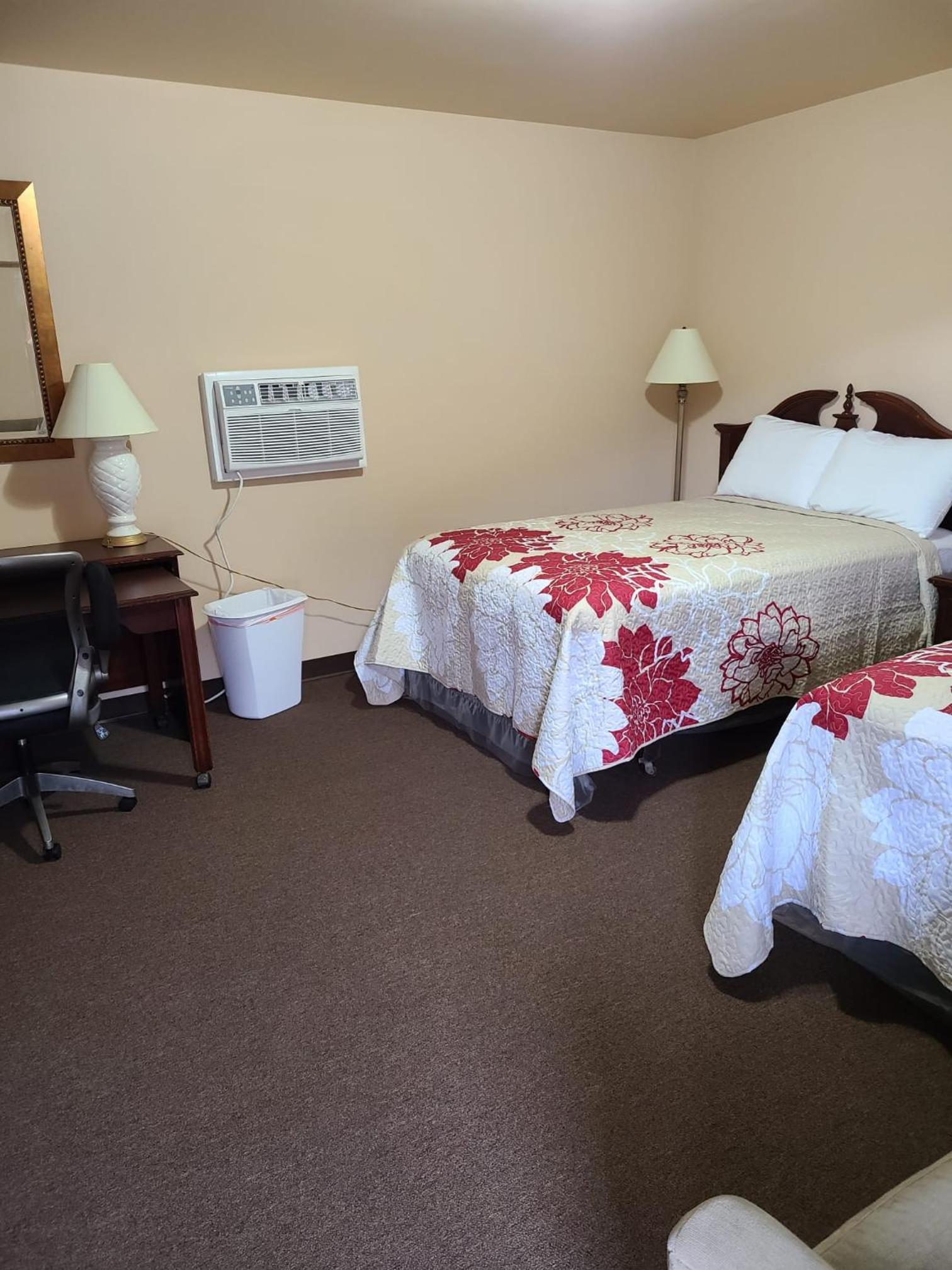 Clarysville Motel photo 56