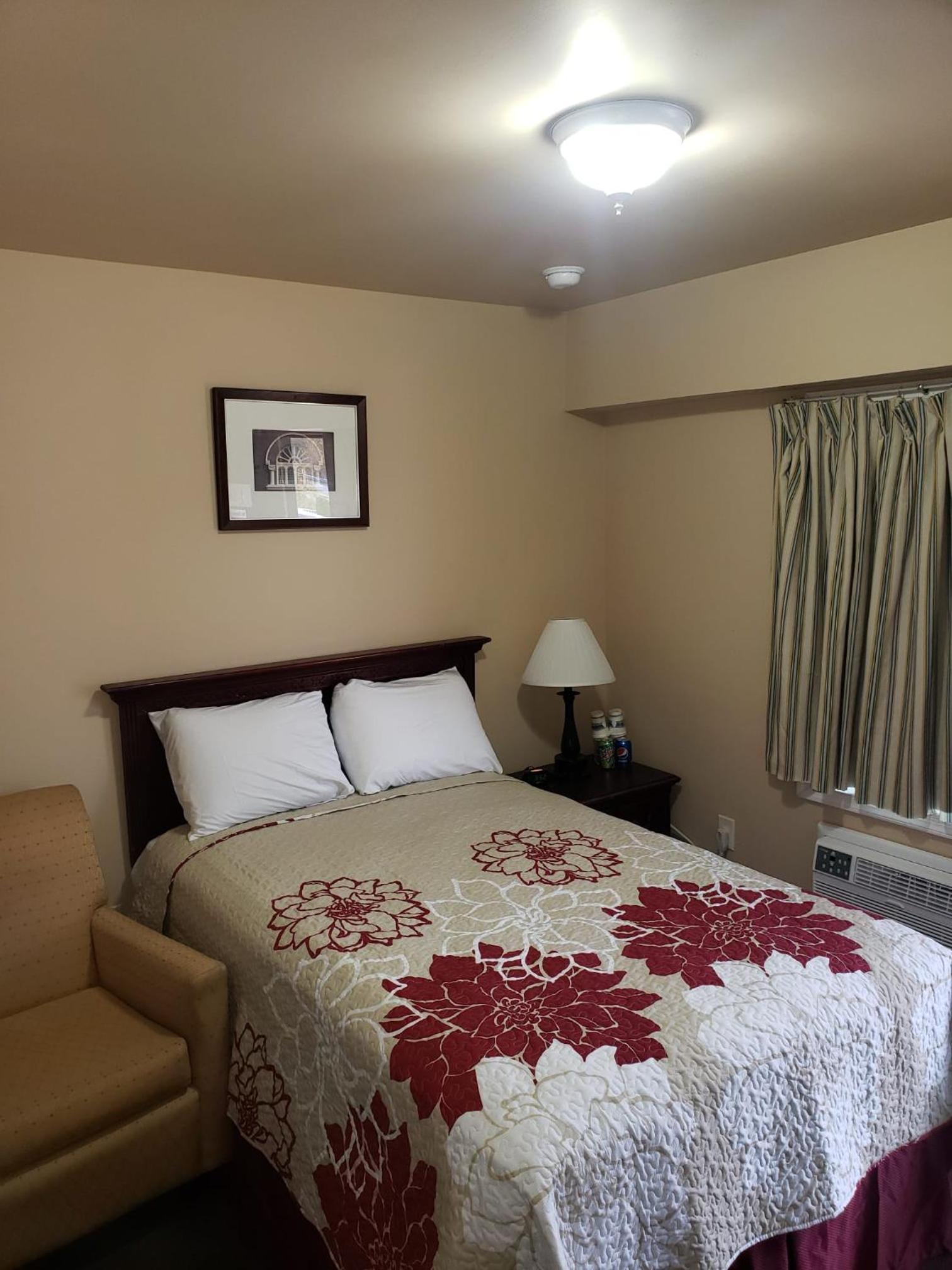 Clarysville Motel photo 30