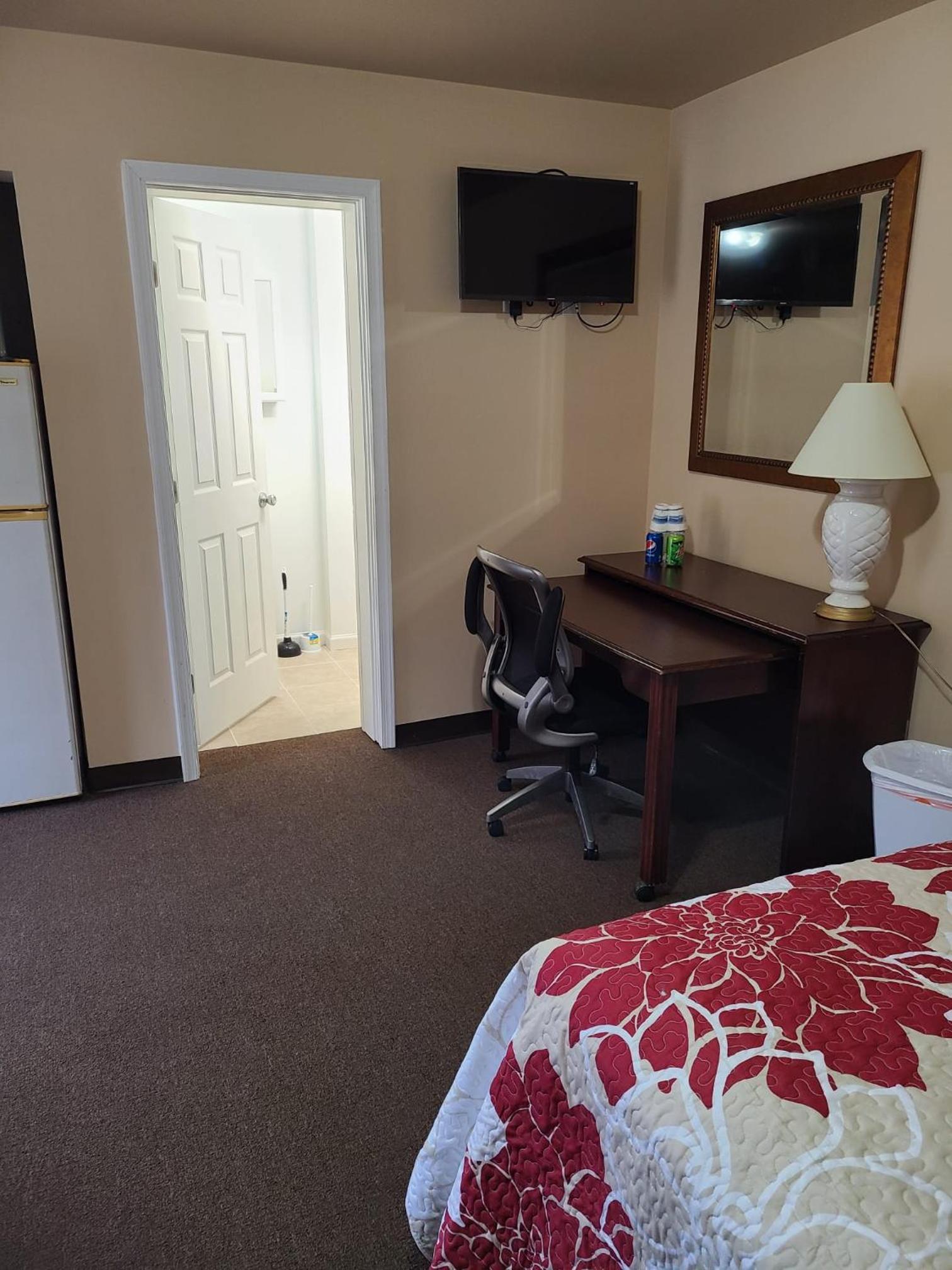 Clarysville Motel photo 48