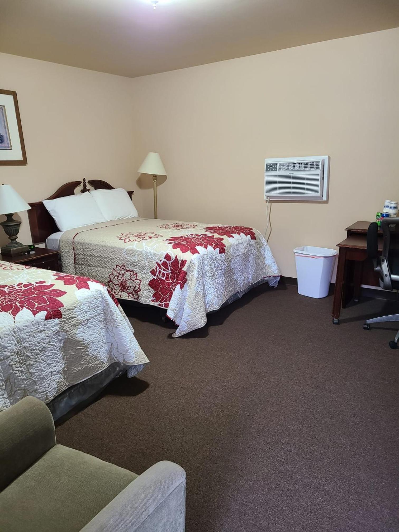 Clarysville Motel photo 73