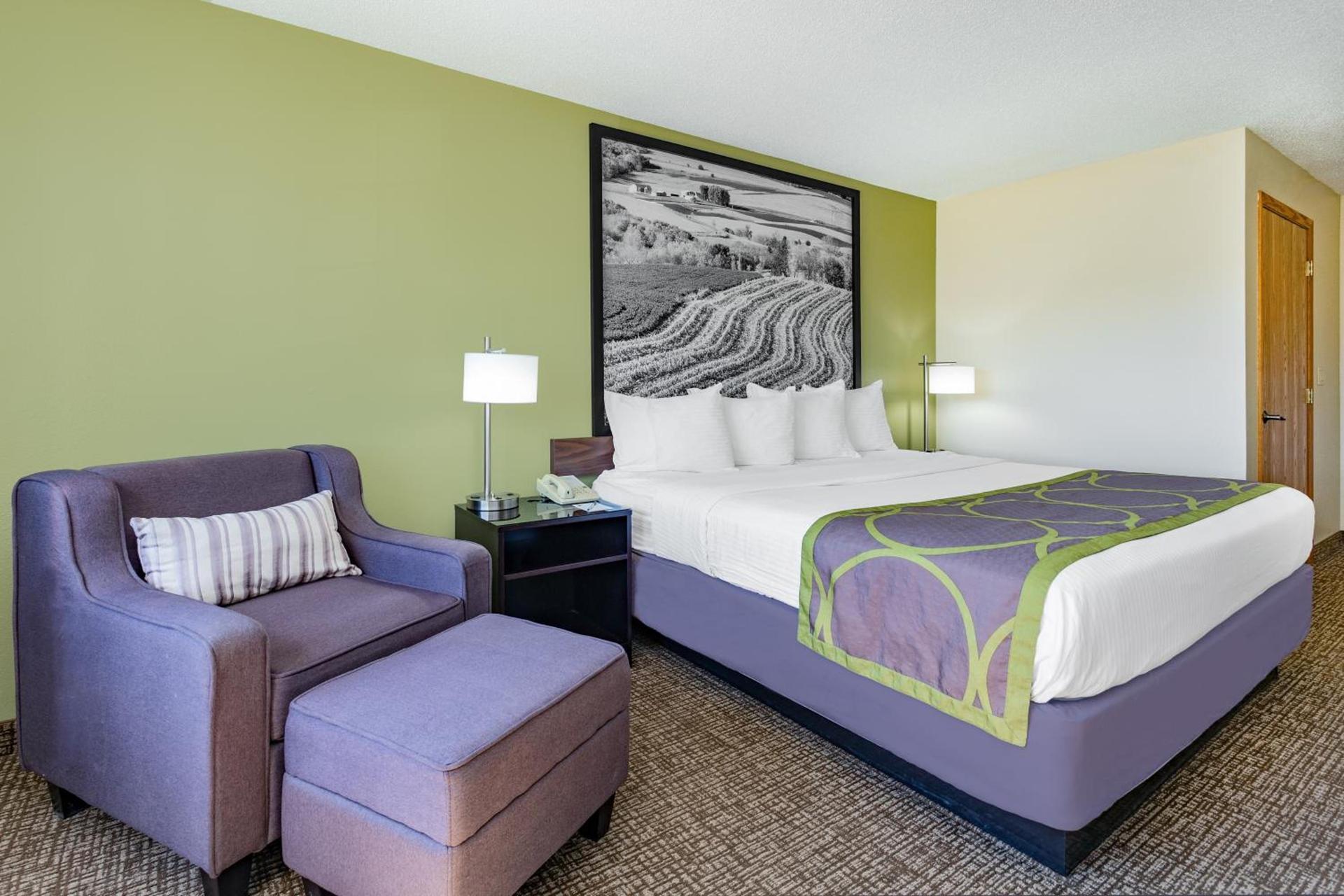 Emmetsburg Hotel & Suites photo 54
