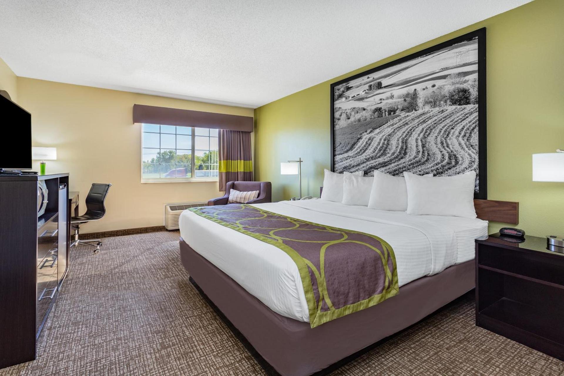 Emmetsburg Hotel & Suites photo 55