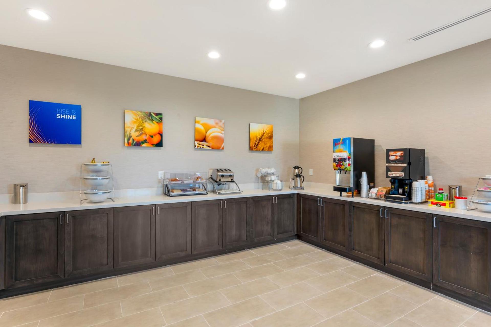 Comfort Inn & Suites Balch Springs - SE Dallas photo 40