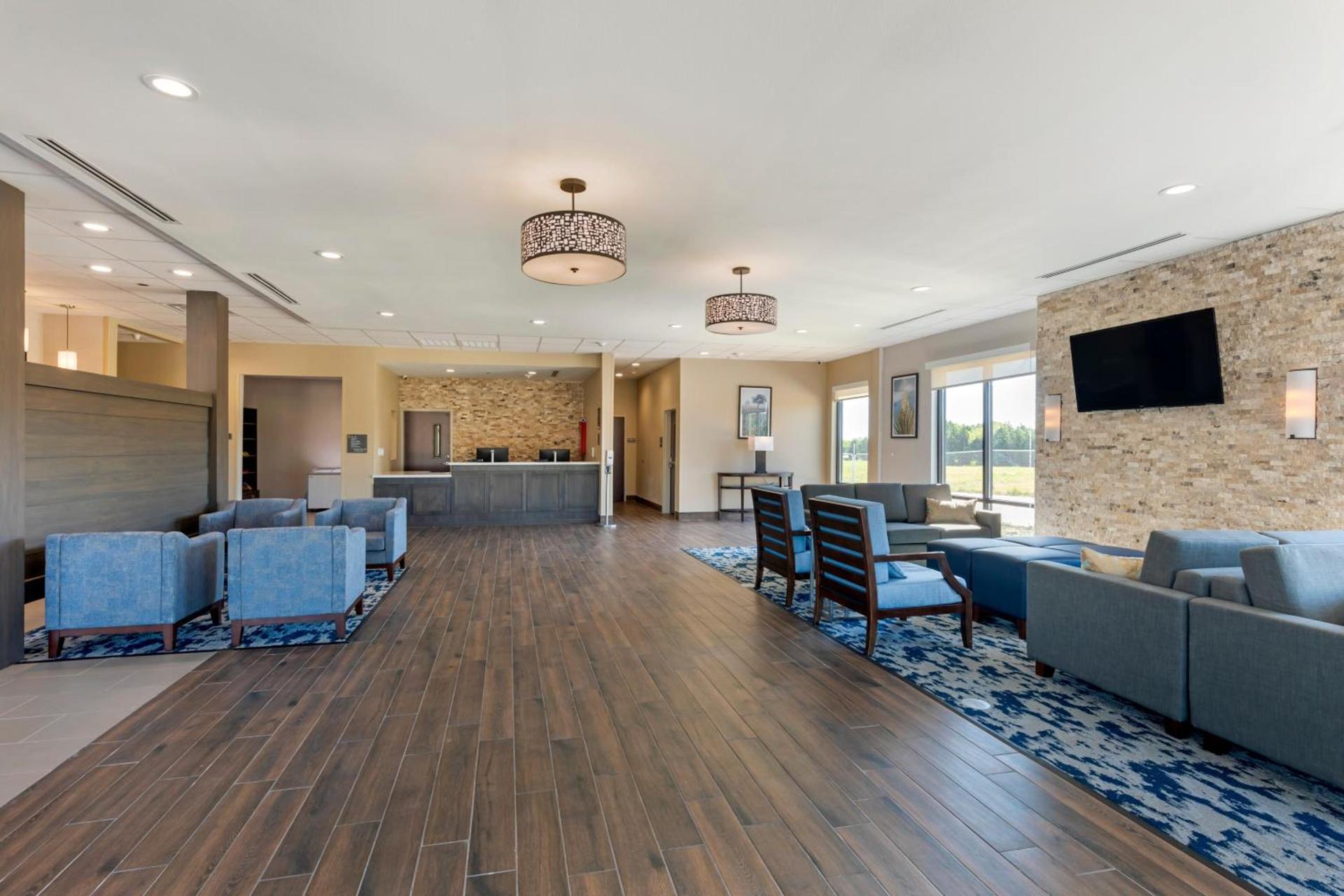 Comfort Inn & Suites Balch Springs - SE Dallas photo 34