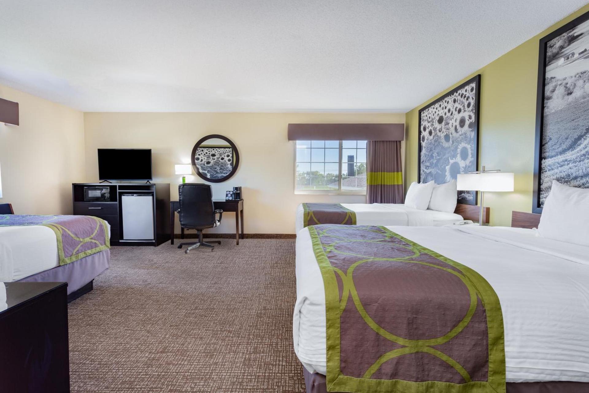 Emmetsburg Hotel & Suites photo 63
