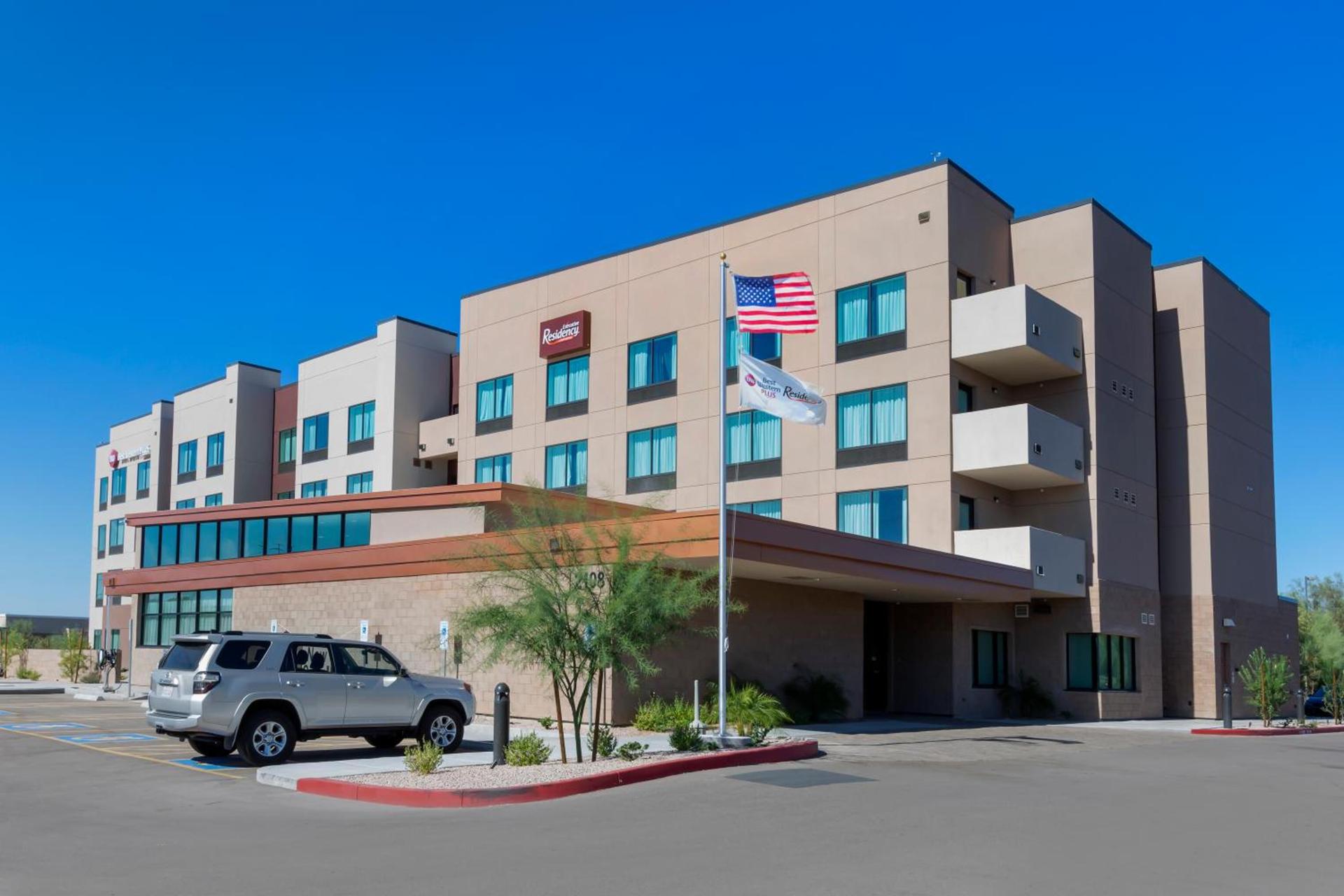Best Western Plus Executive Residency Phoenix North Happy Valley photo 71