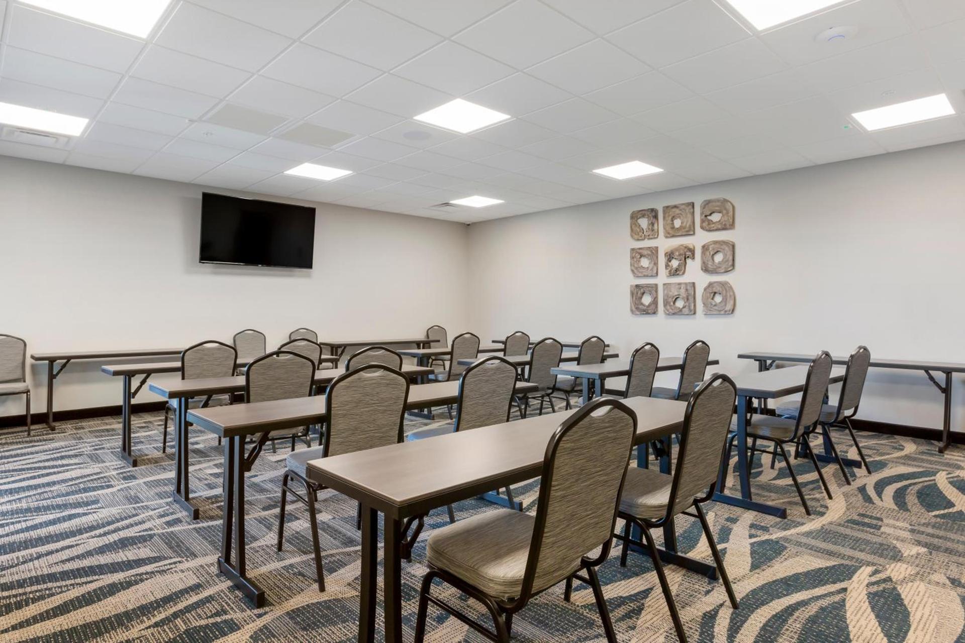 Best Western Plus Executive Residency Phoenix North Happy Valley photo 97