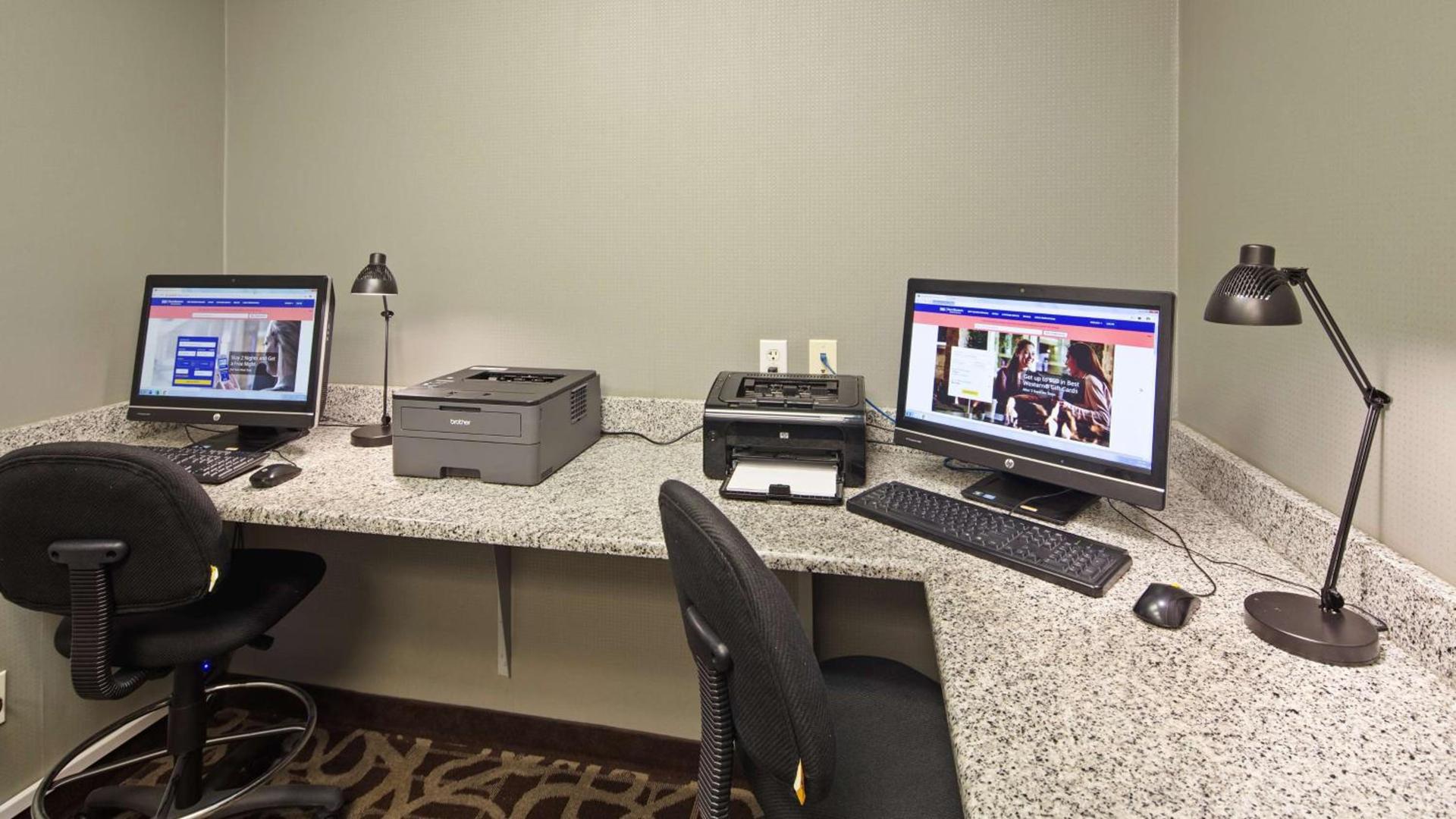 Best Western Plus Austin Airport Inn & Suites photo 5