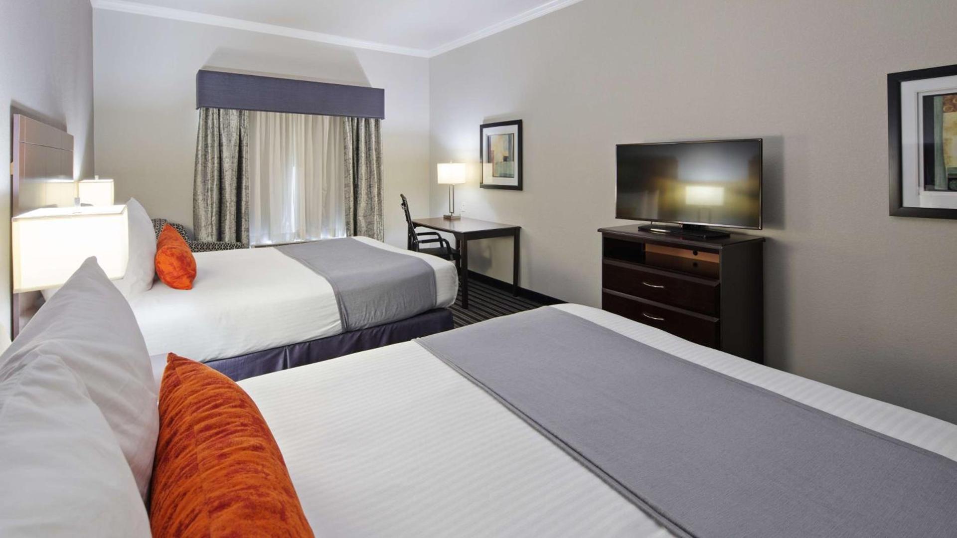 Best Western Plus Austin Airport Inn & Suites photo 16