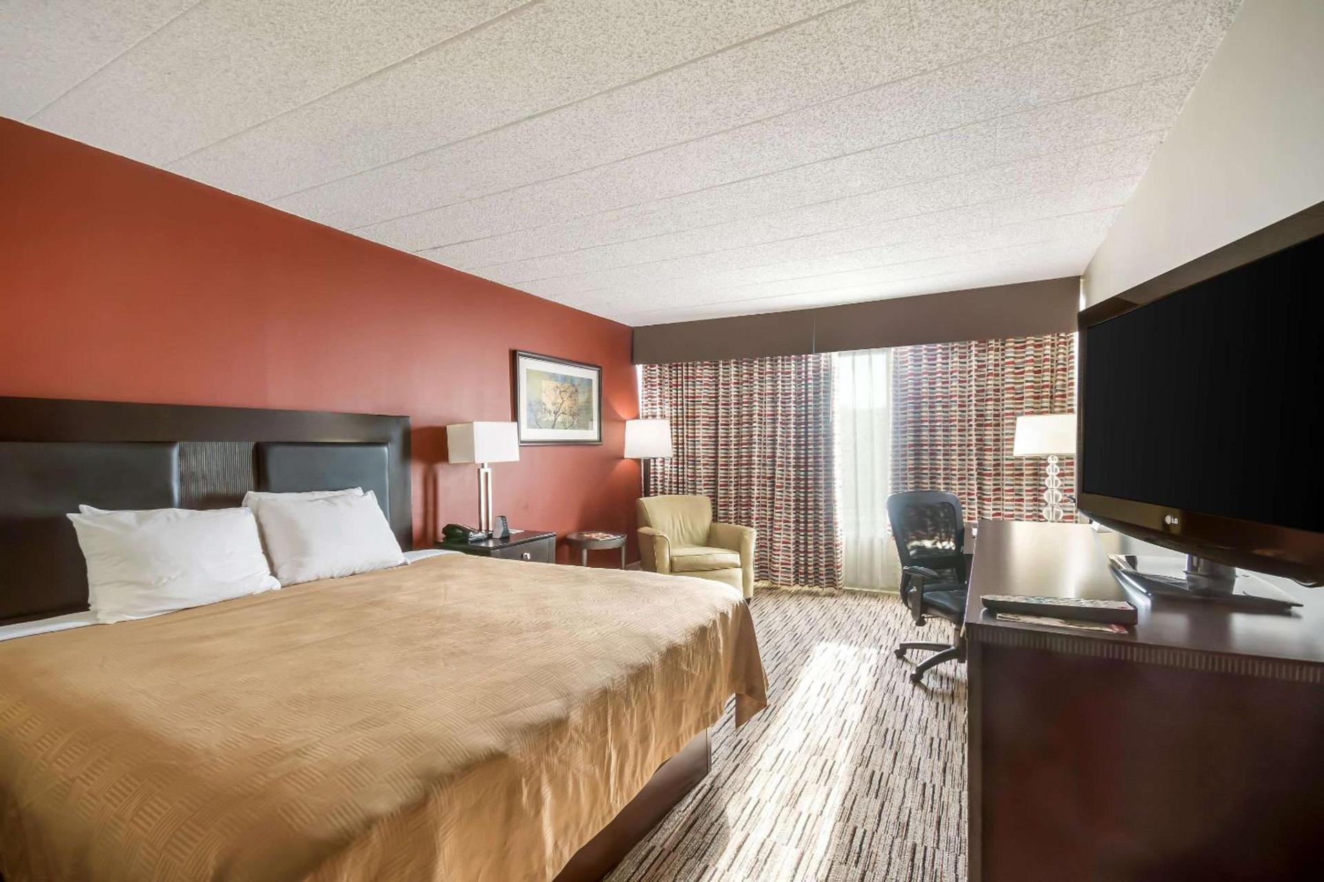 Exton Hotel and Conference Center photo 11