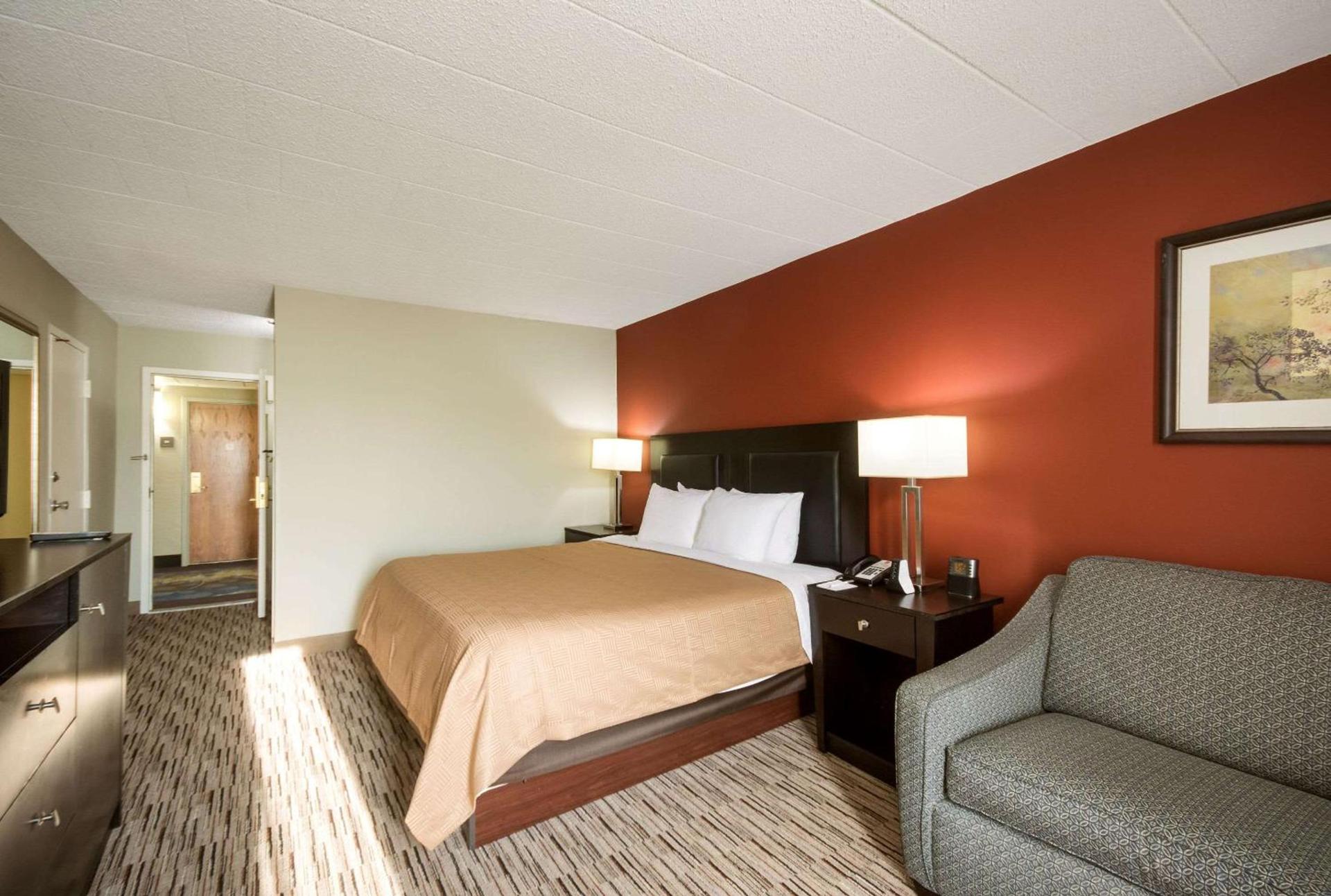 Exton Hotel and Conference Center photo 13