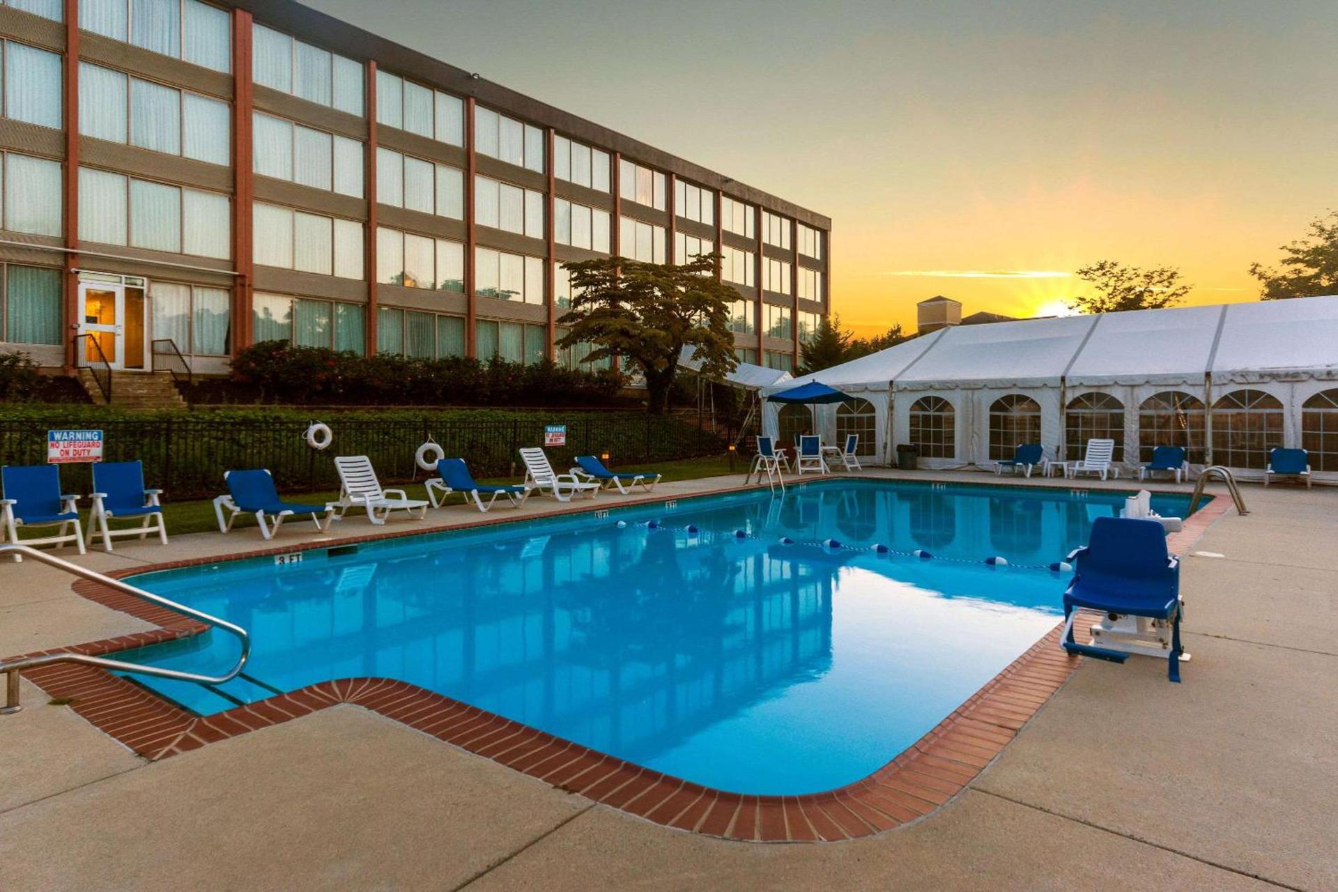 Exton Hotel and Conference Center photo 6