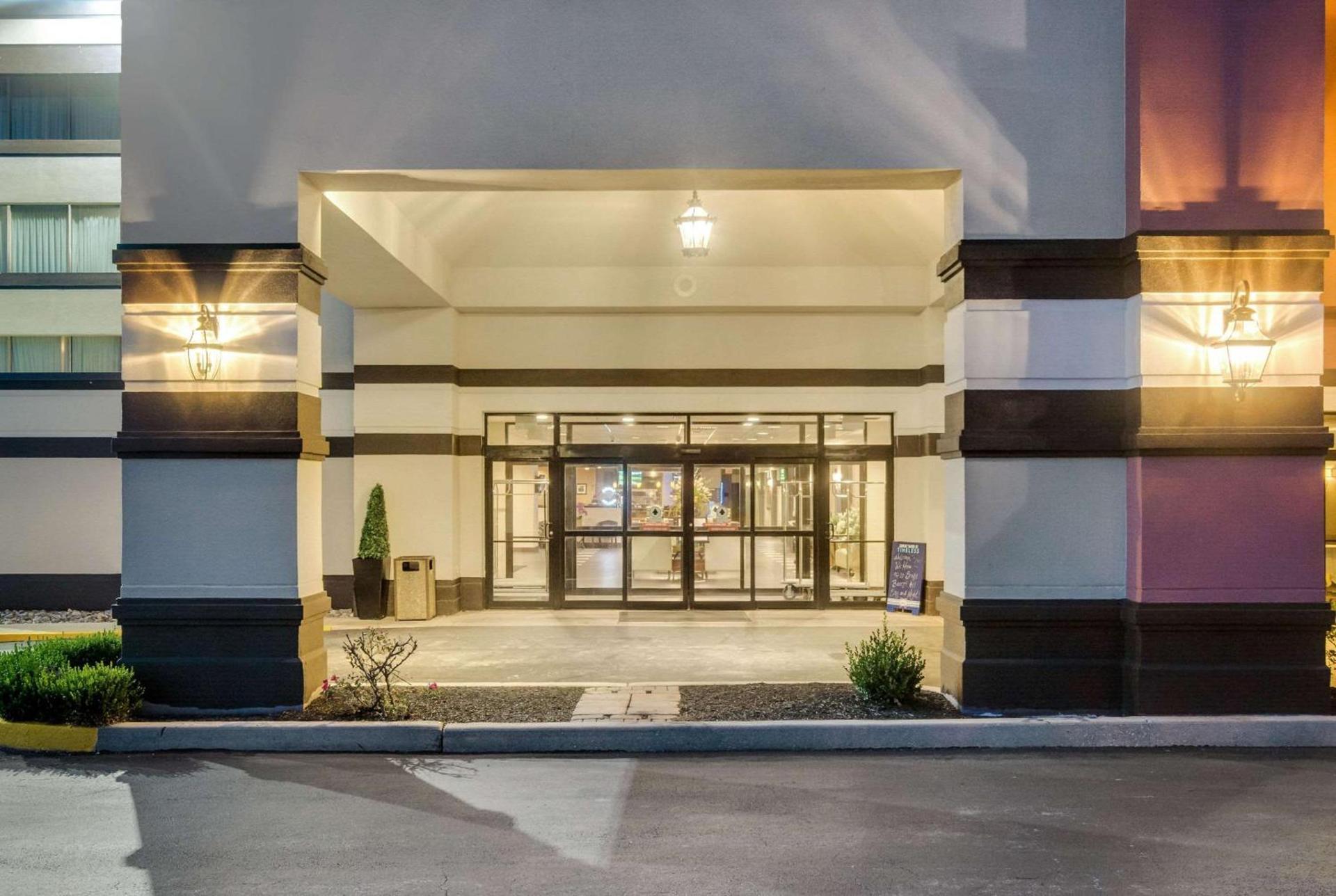 Exton Hotel and Conference Center photo 22