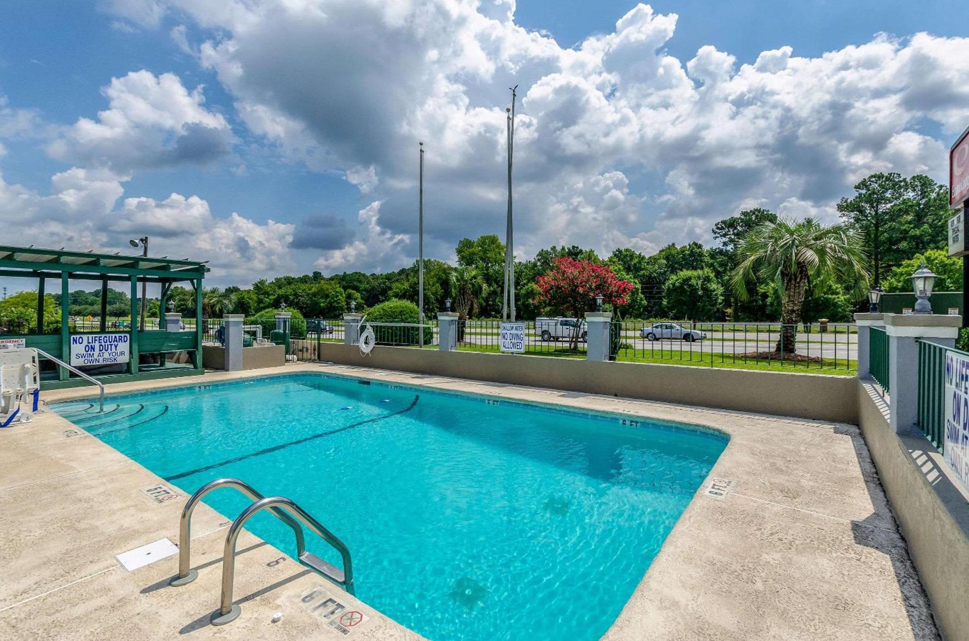 Econo Lodge Goose Creek - Charleston North photo 25