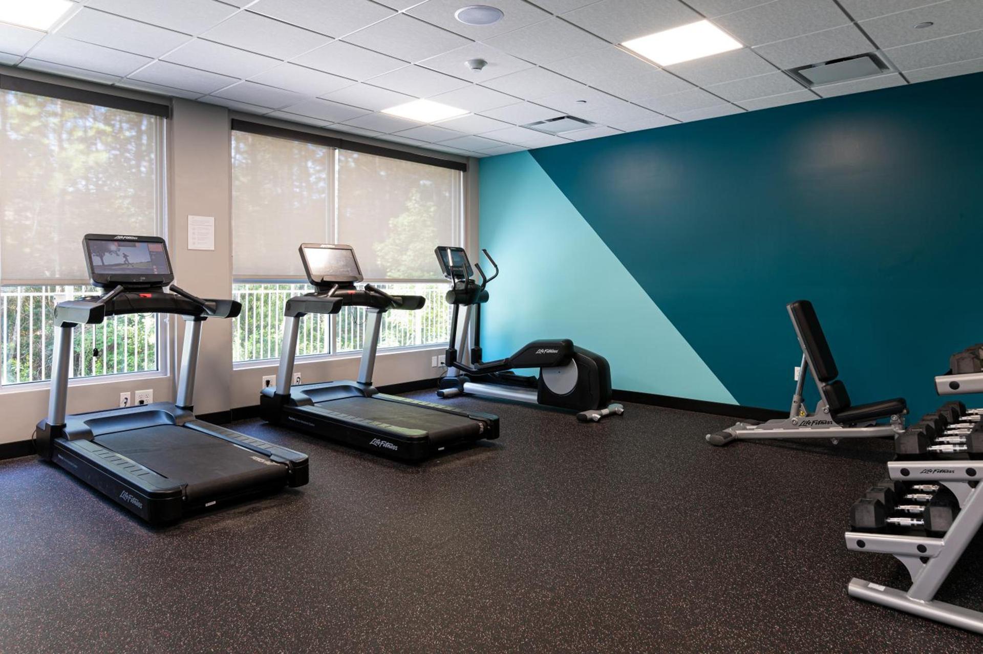 avid hotel Summerville by IHG photo 13