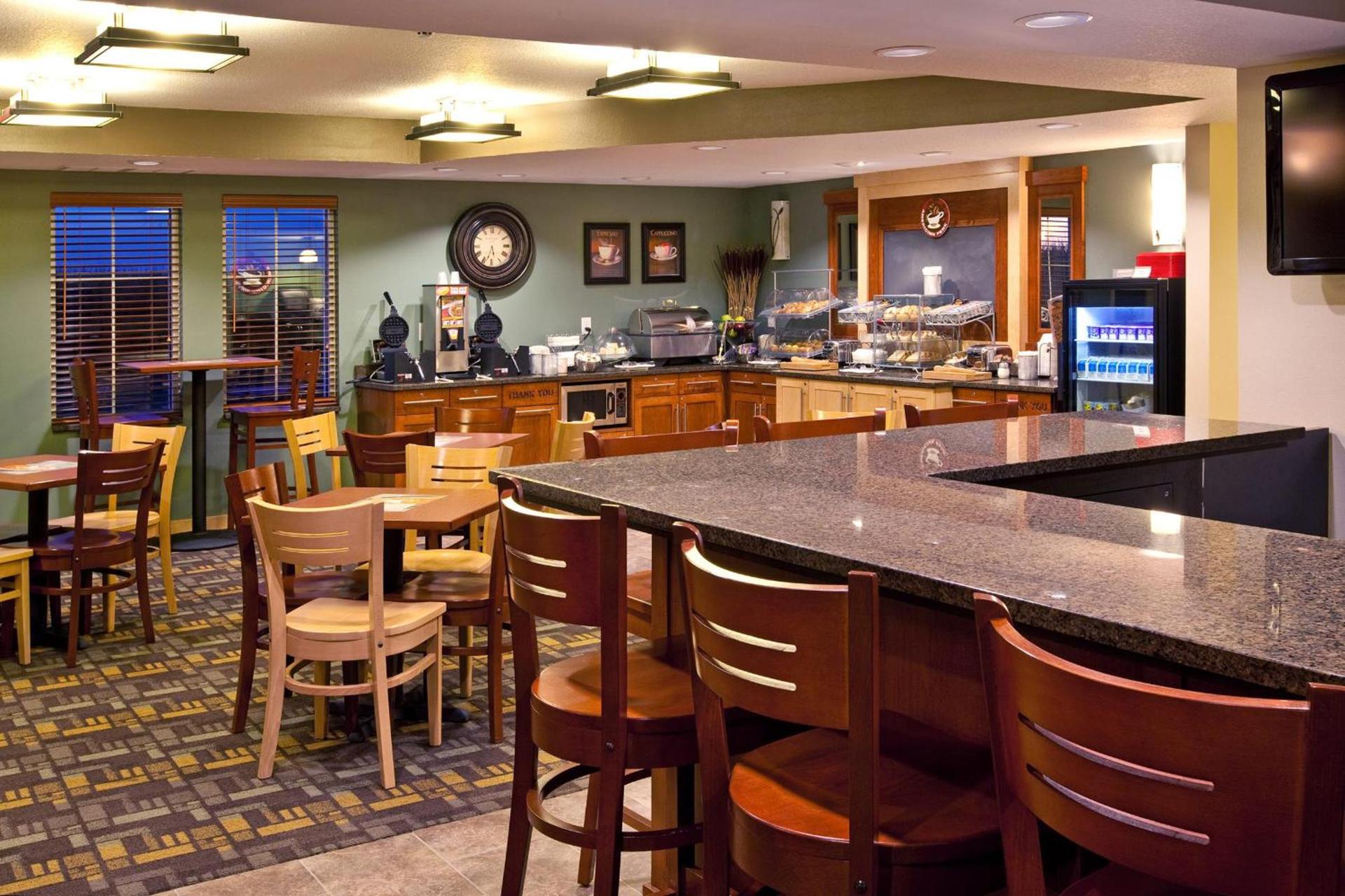 AmericInn by Wyndham Osage photo 38