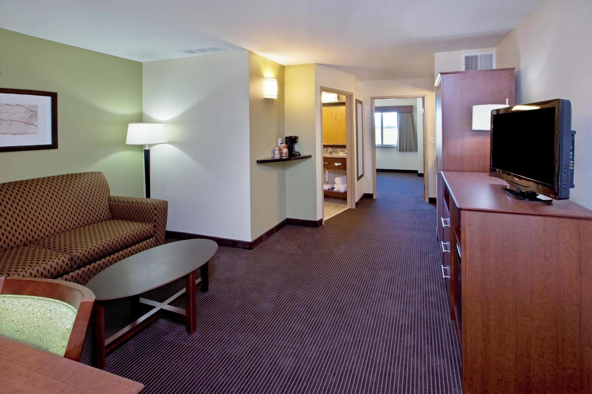 AmericInn by Wyndham Osage photo 6