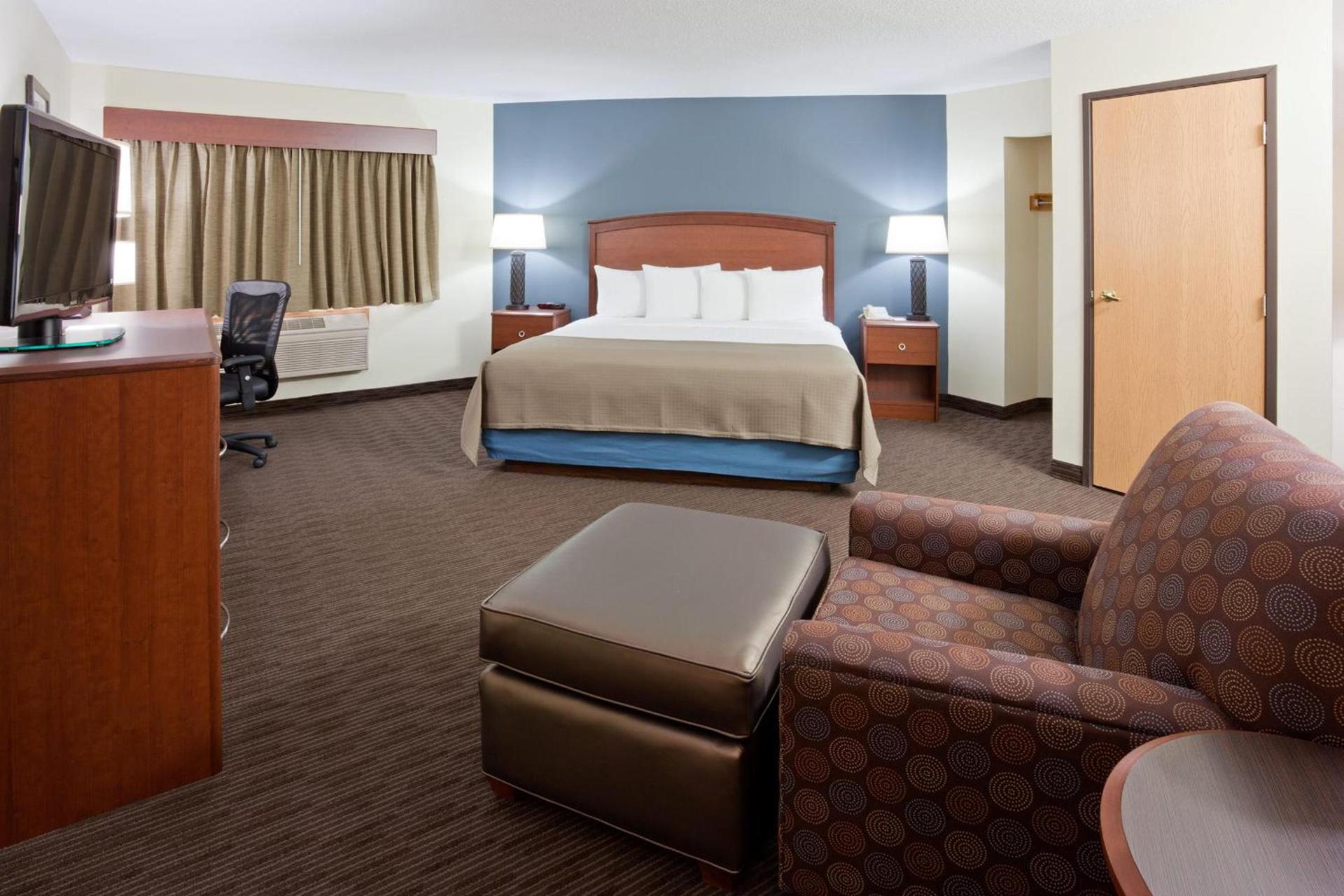 AmericInn by Wyndham Princeton MN photo 12