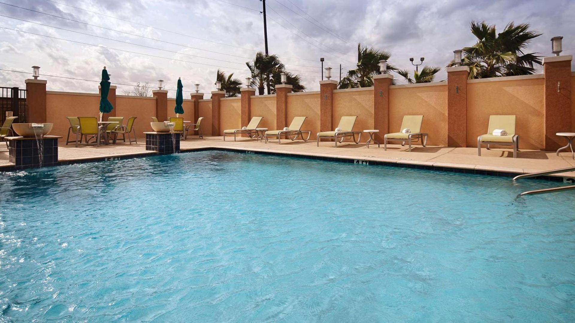 Best Western Premier Houston Northwest - Willowbrook photo 15