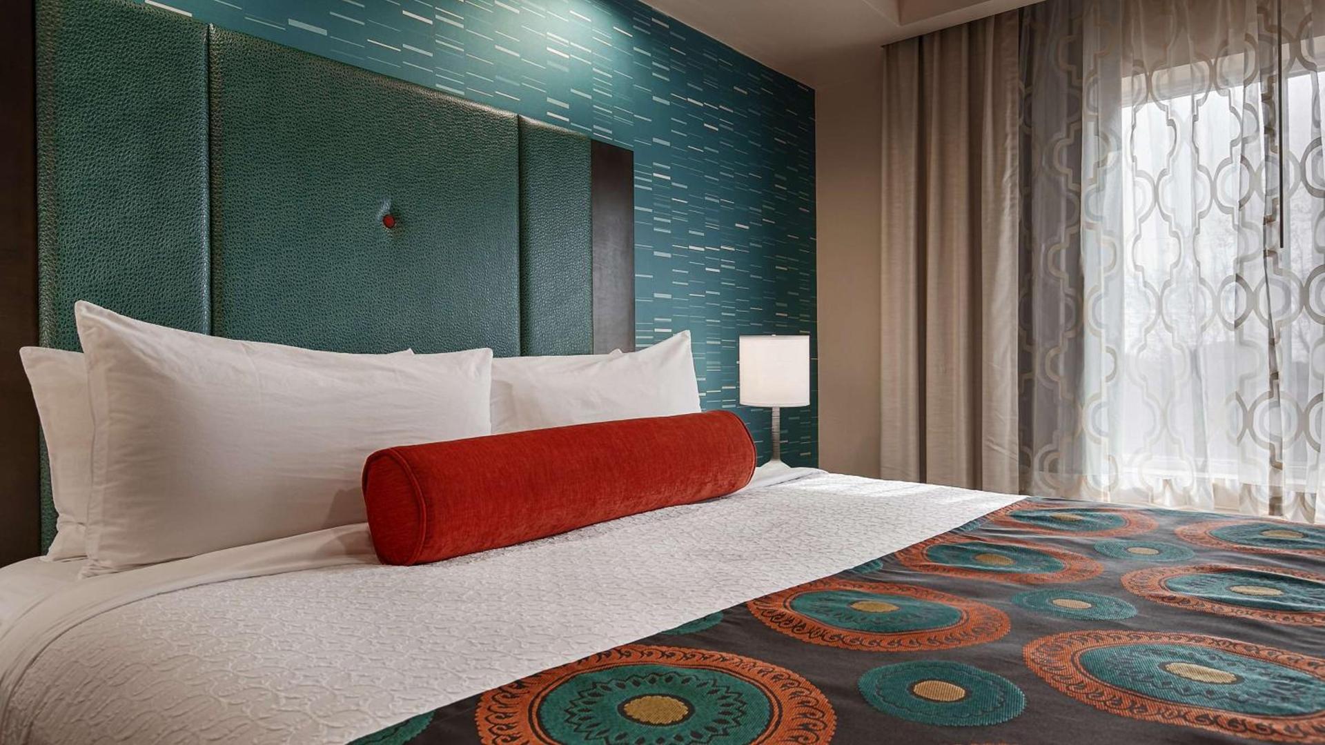 Best Western Premier Houston Northwest - Willowbrook photo 5