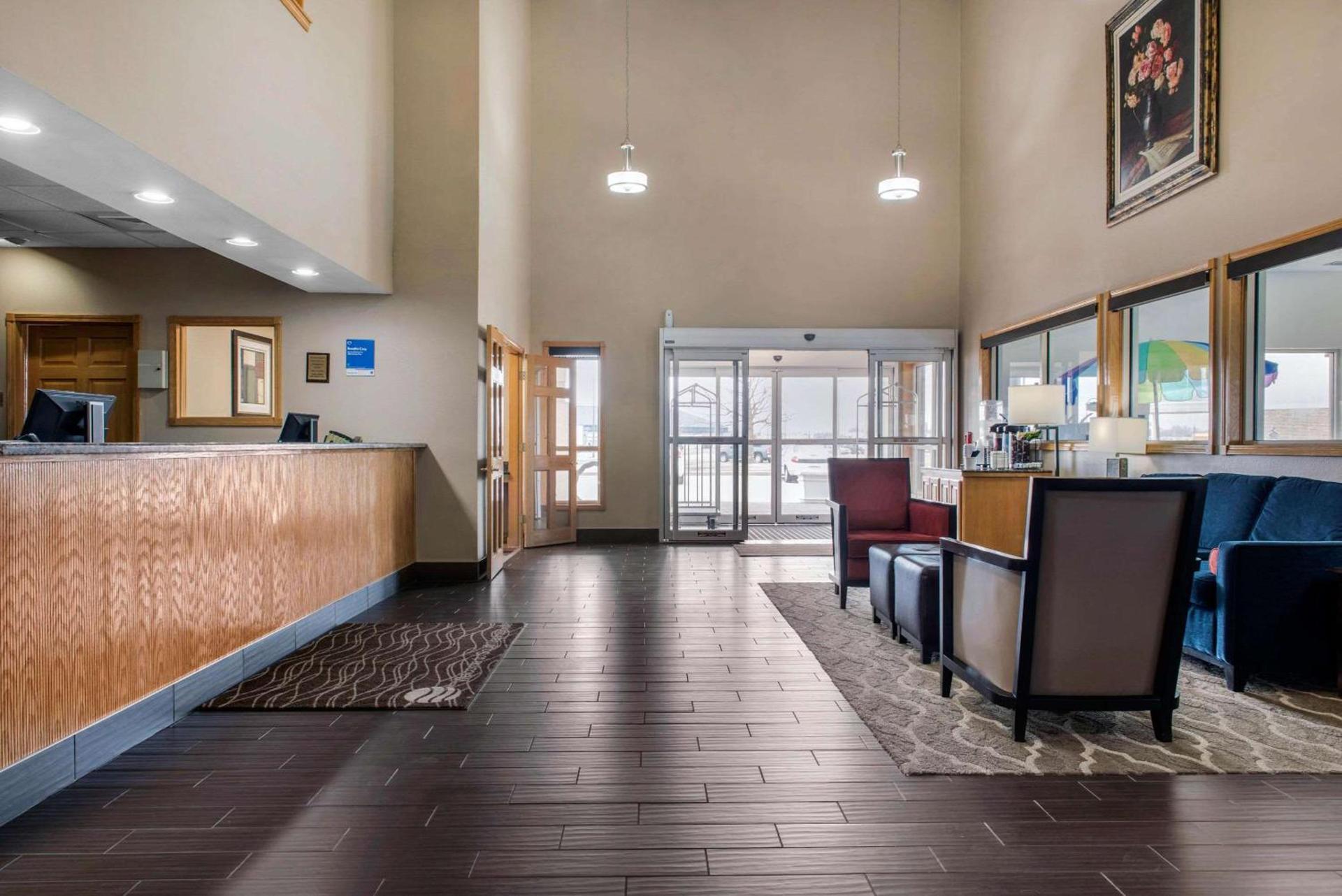 Quality Inn Jacksonville near I-72 photo 19