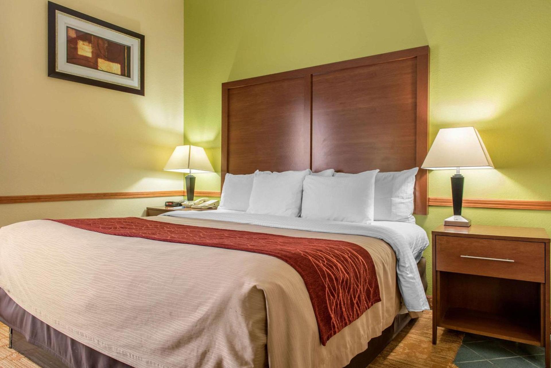 Quality Inn Jacksonville near I-72 photo 6