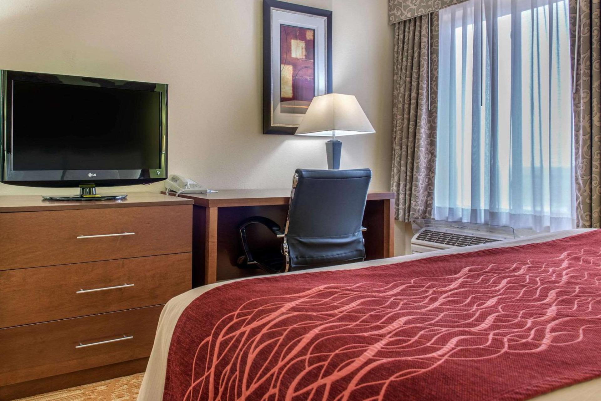 Quality Inn Jacksonville near I-72 photo 20