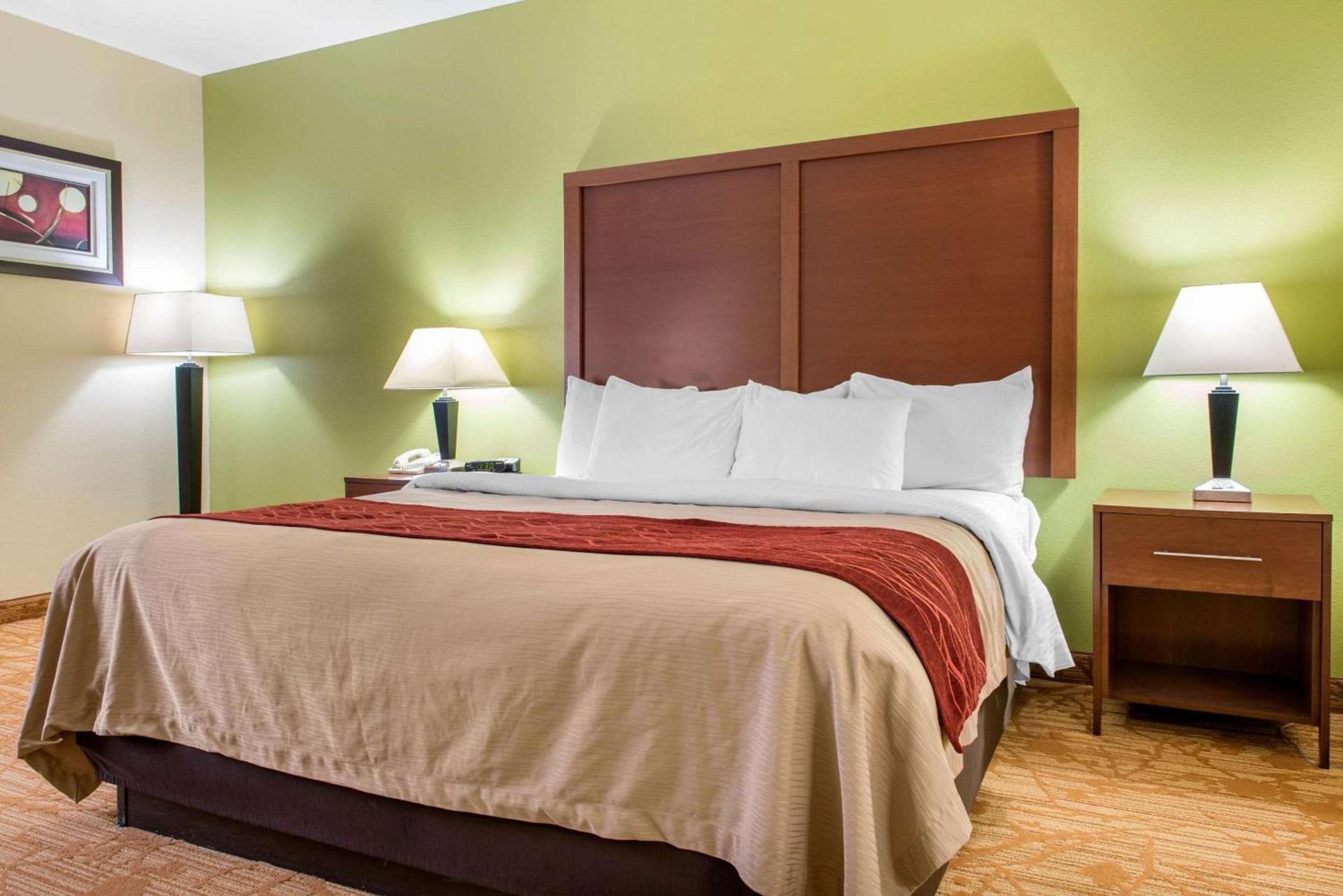 Quality Inn Jacksonville near I-72 photo 24