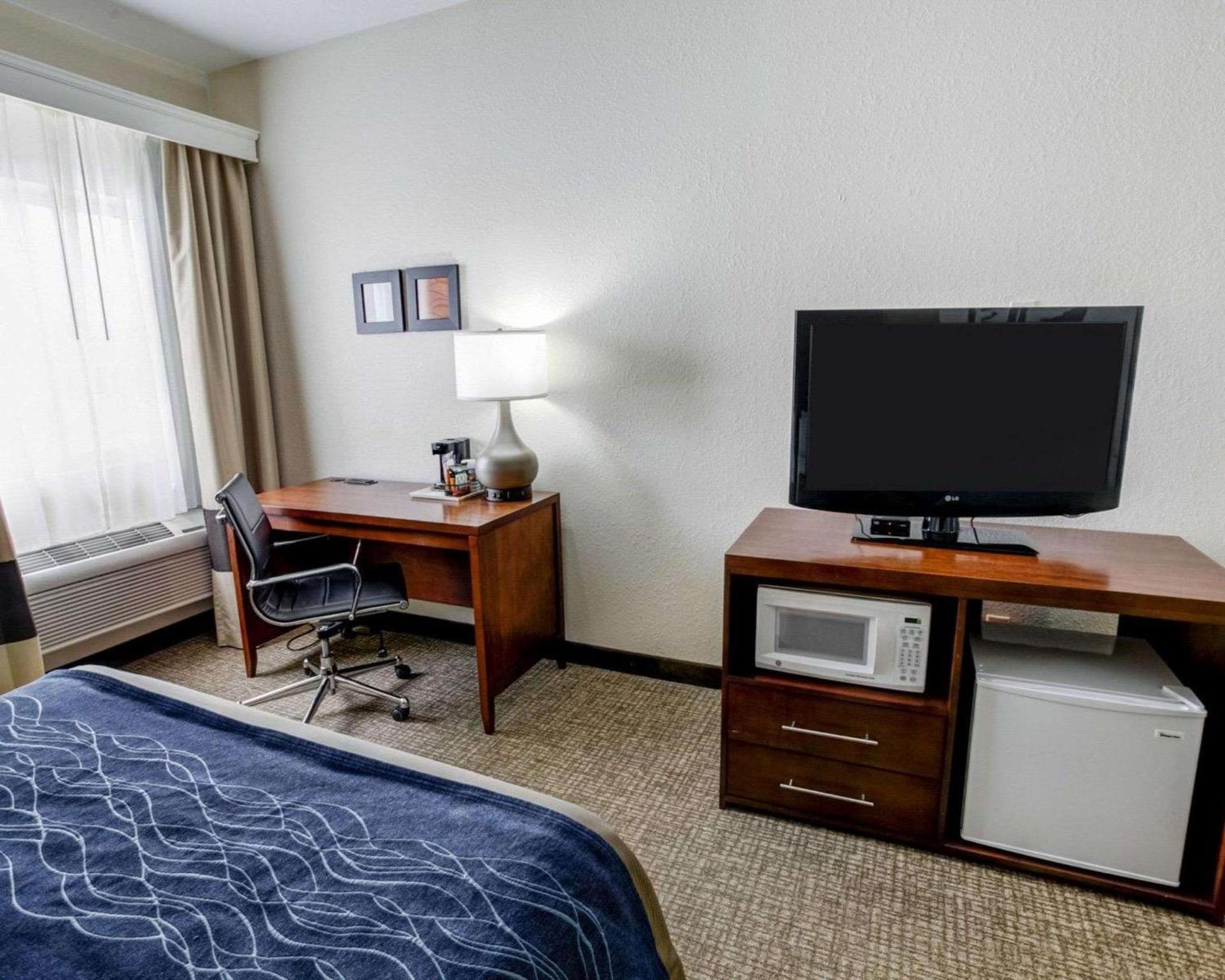 Comfort Inn Kearney - Liberty photo 11