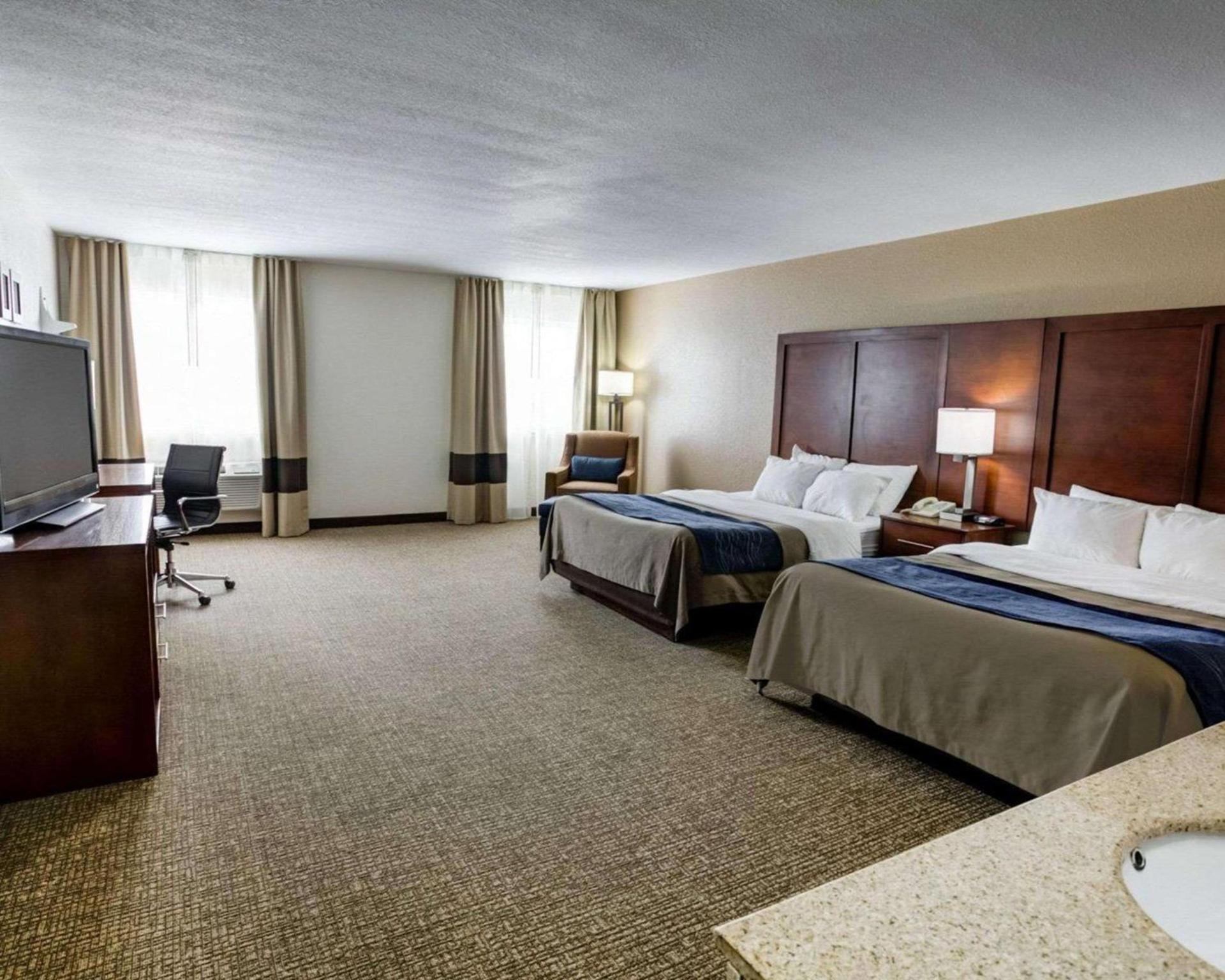 Comfort Inn Kearney - Liberty photo 18