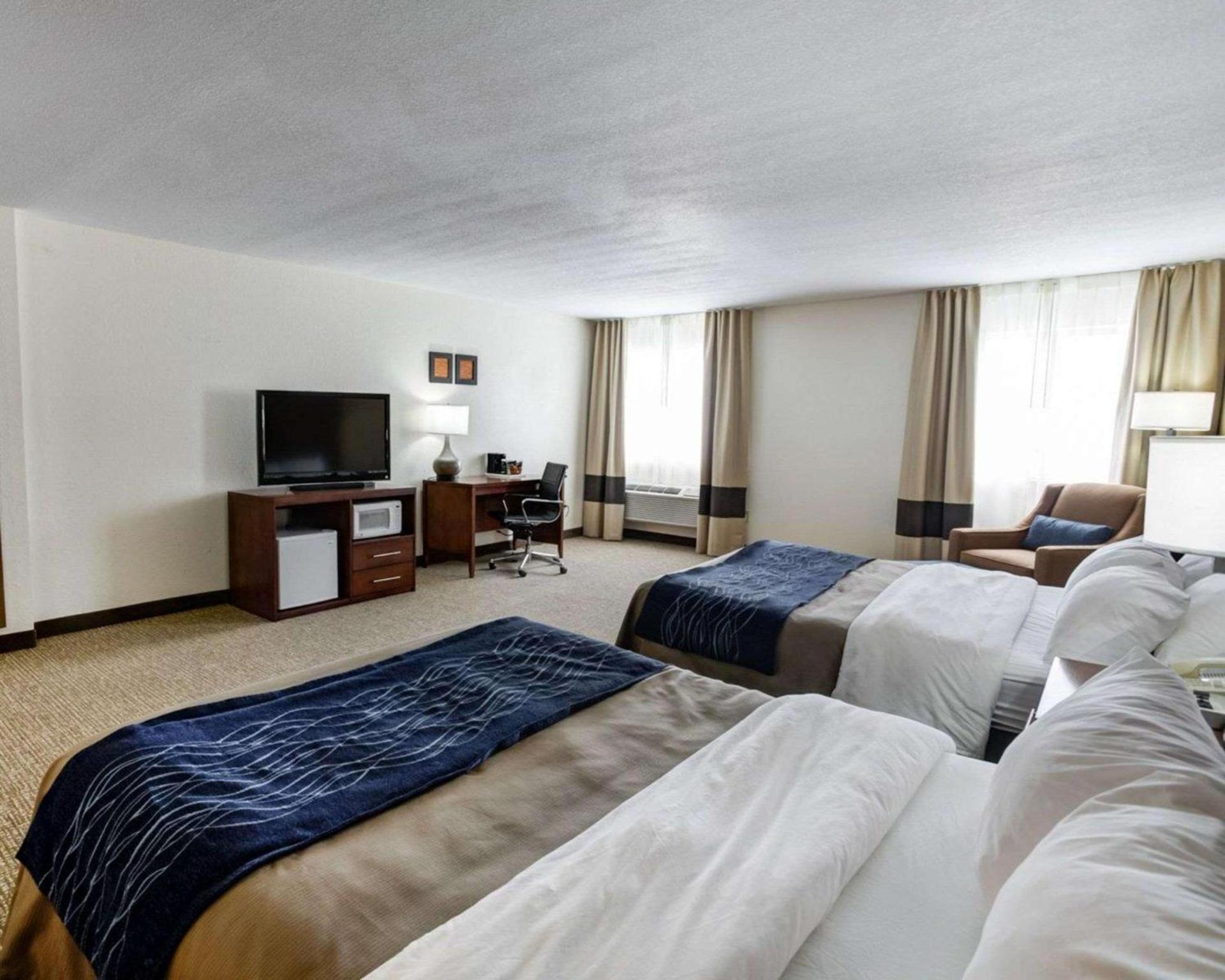 Comfort Inn Kearney - Liberty photo 19