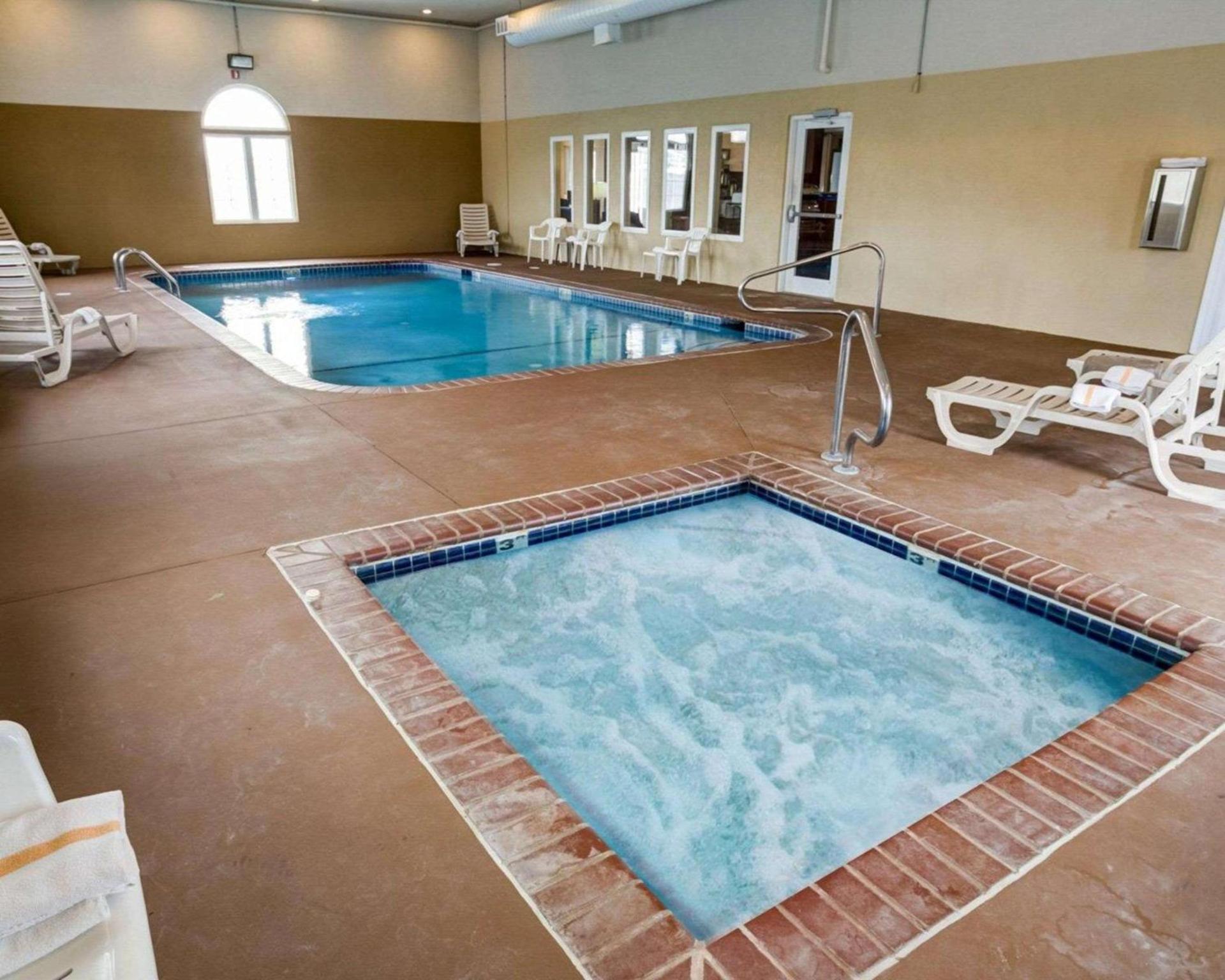 Comfort Inn Kearney - Liberty photo 21