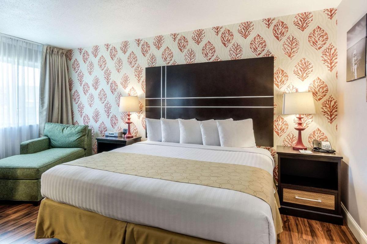 Clarion Hotel Seekonk - Providence photo 38