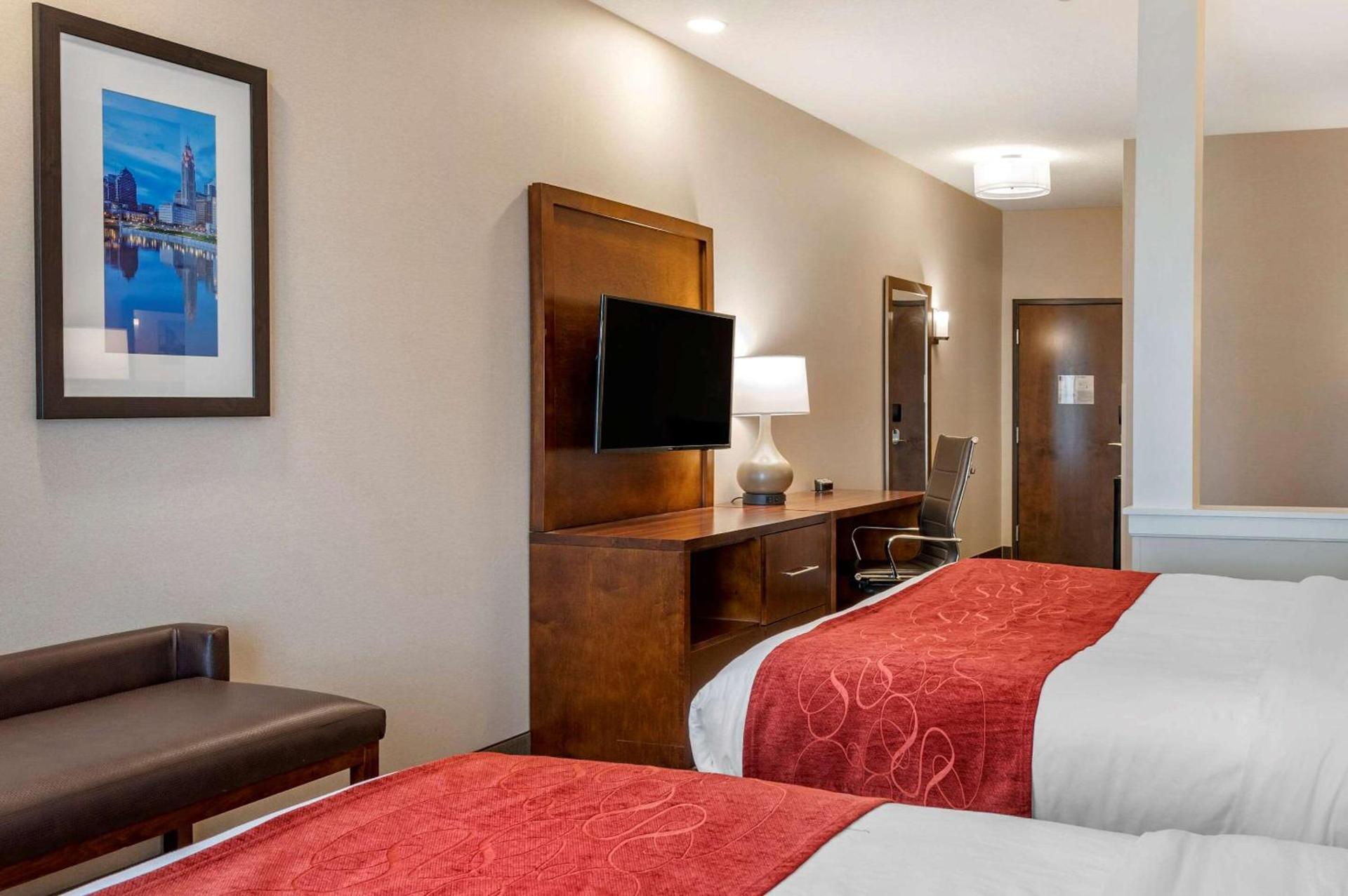 Comfort Suites Columbus Airport photo 22