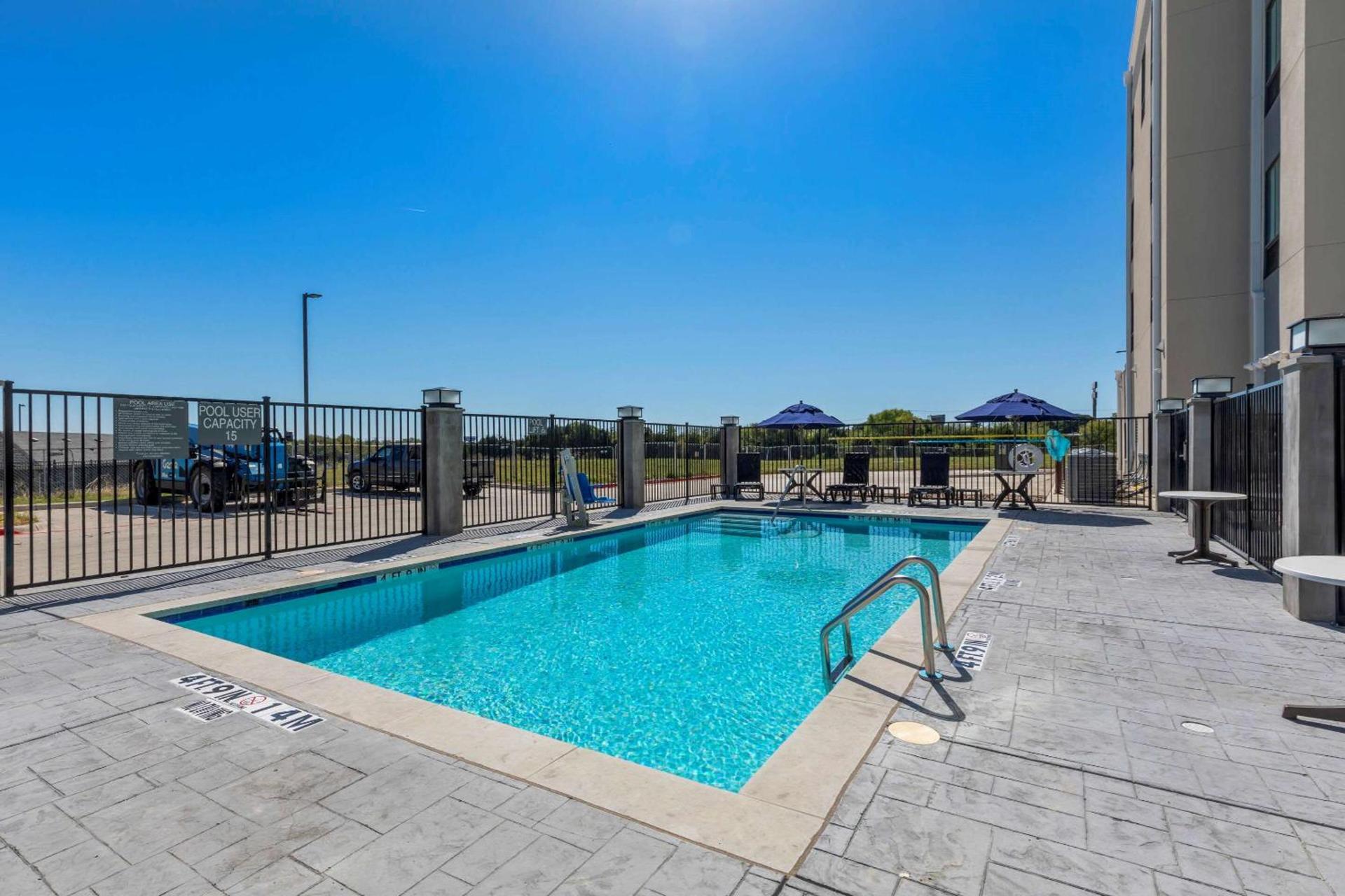 Comfort Inn & Suites Balch Springs - SE Dallas photo 22