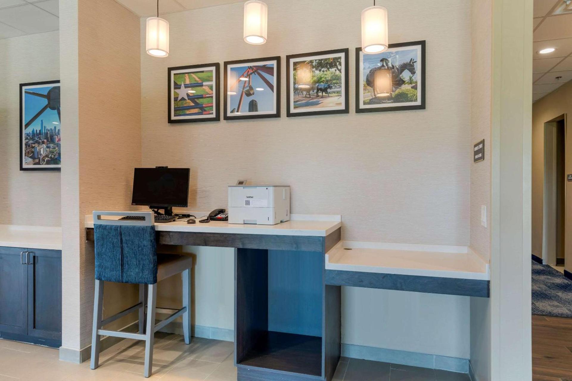 Comfort Inn & Suites Balch Springs - SE Dallas photo 24