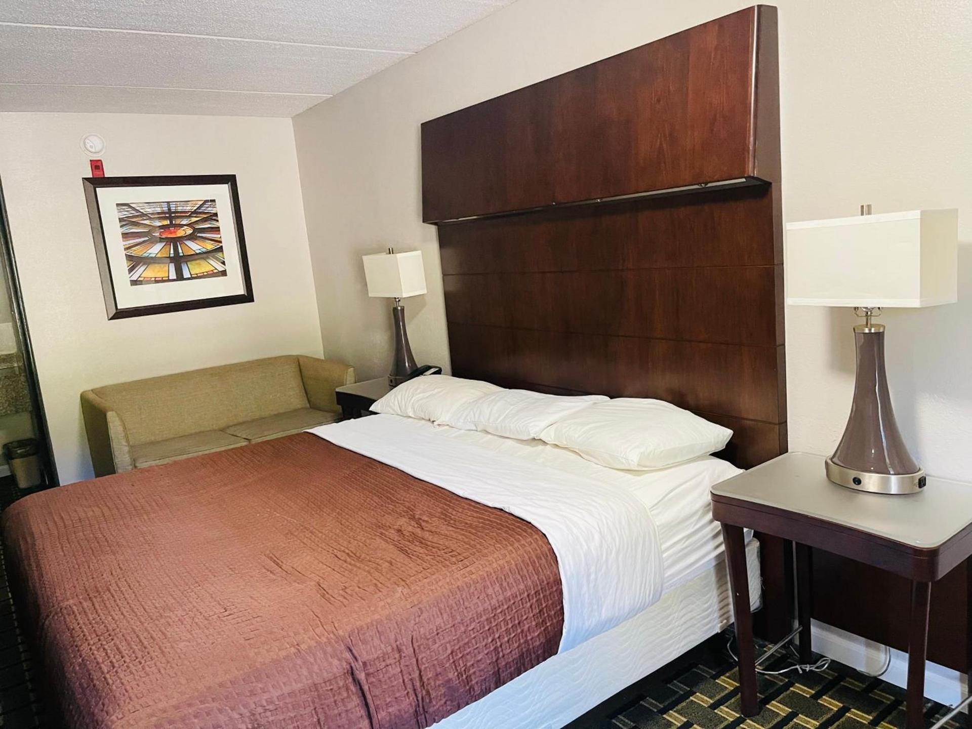 Rodeway Inn Greenwood photo 33
