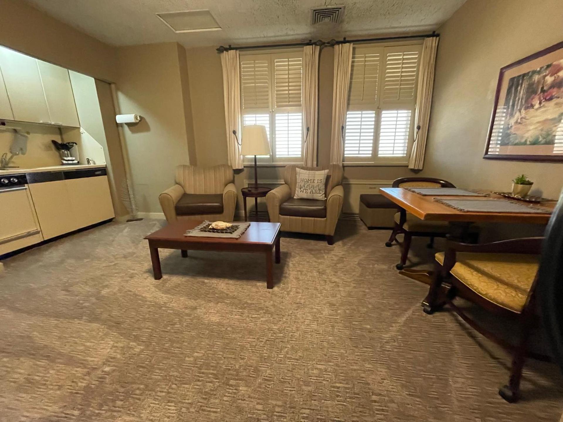 Hotel Phillips photo 55