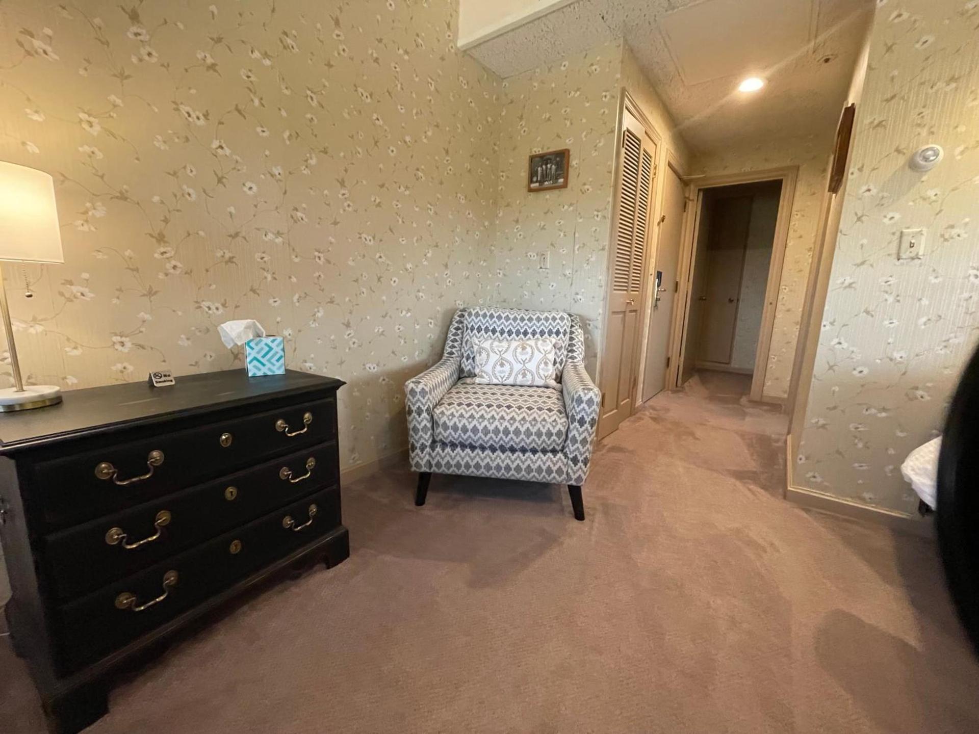 Hotel Phillips photo 34