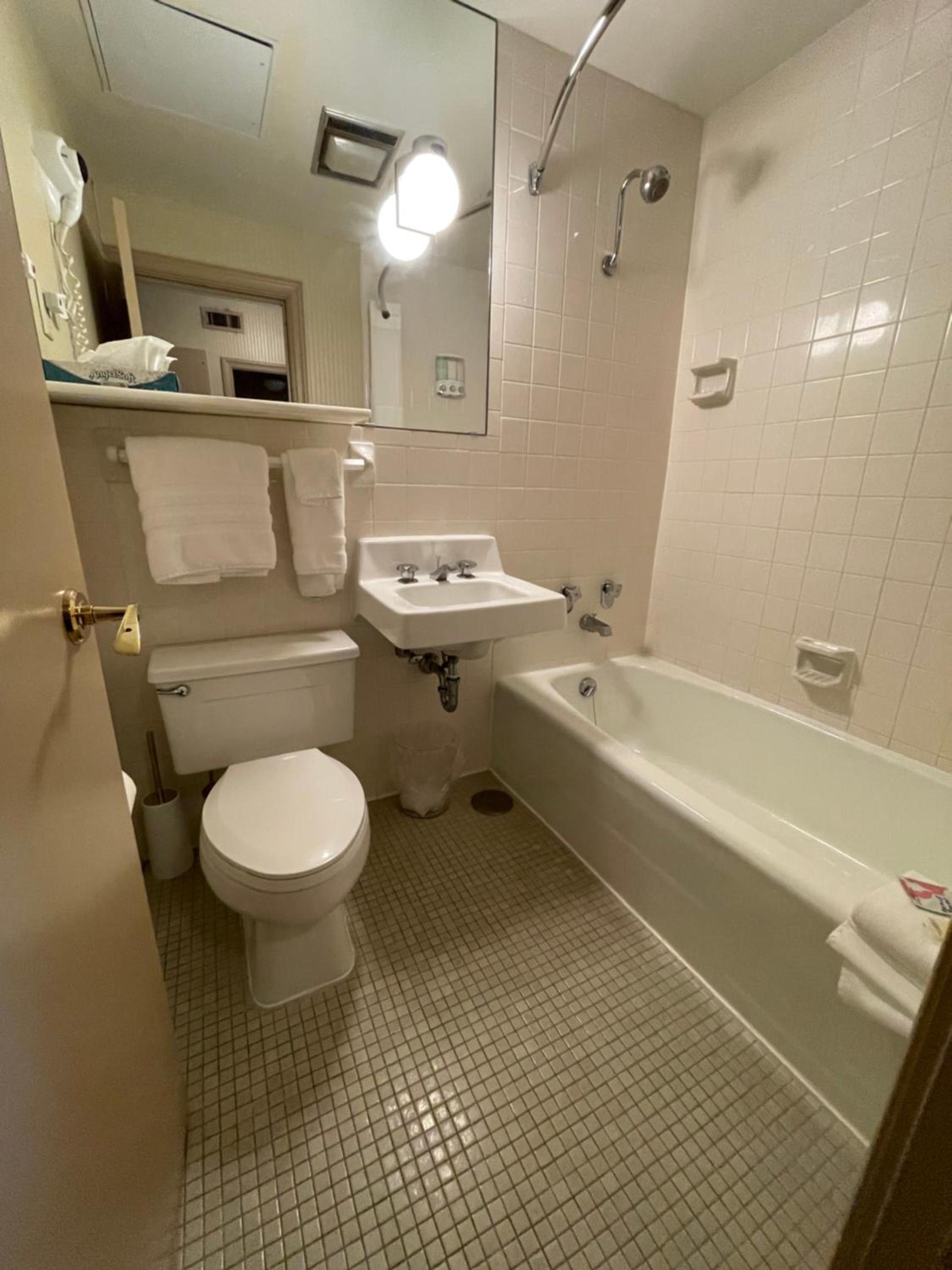 Hotel Phillips photo 33