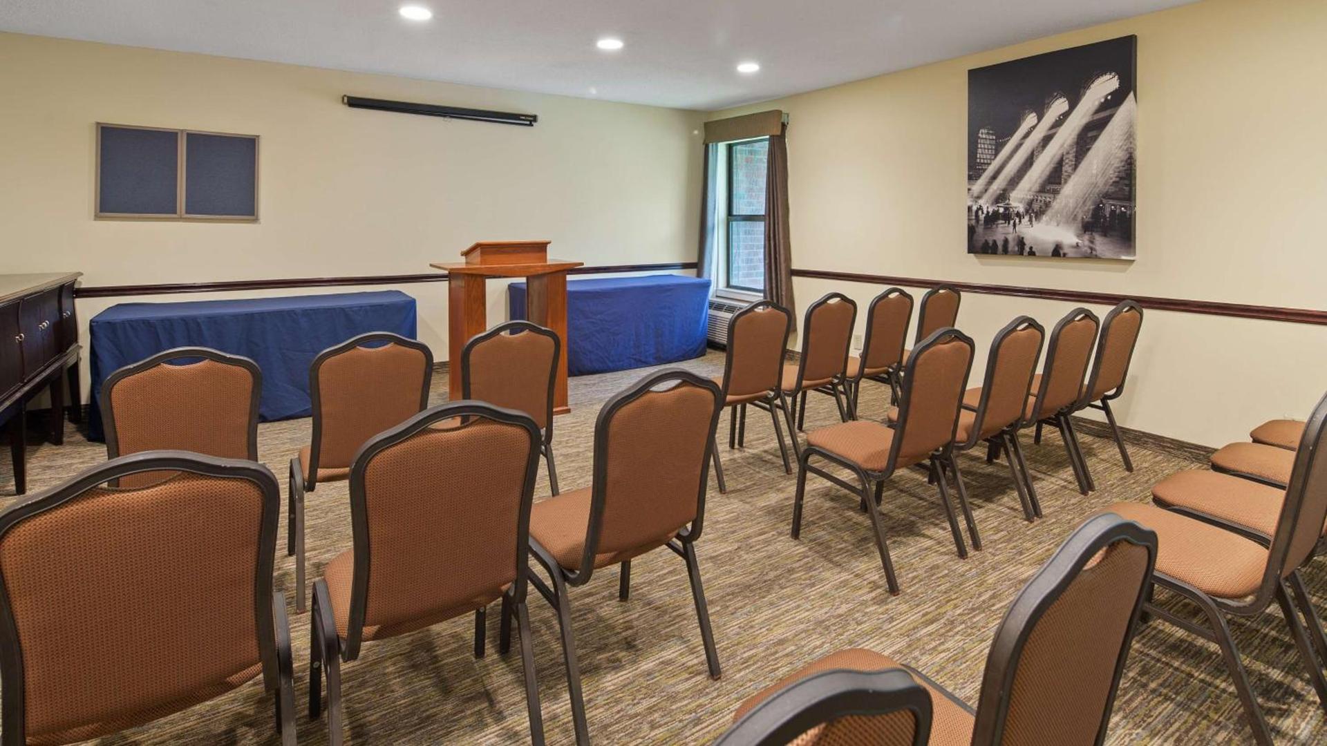 Best Western Historic Frederick photo 8