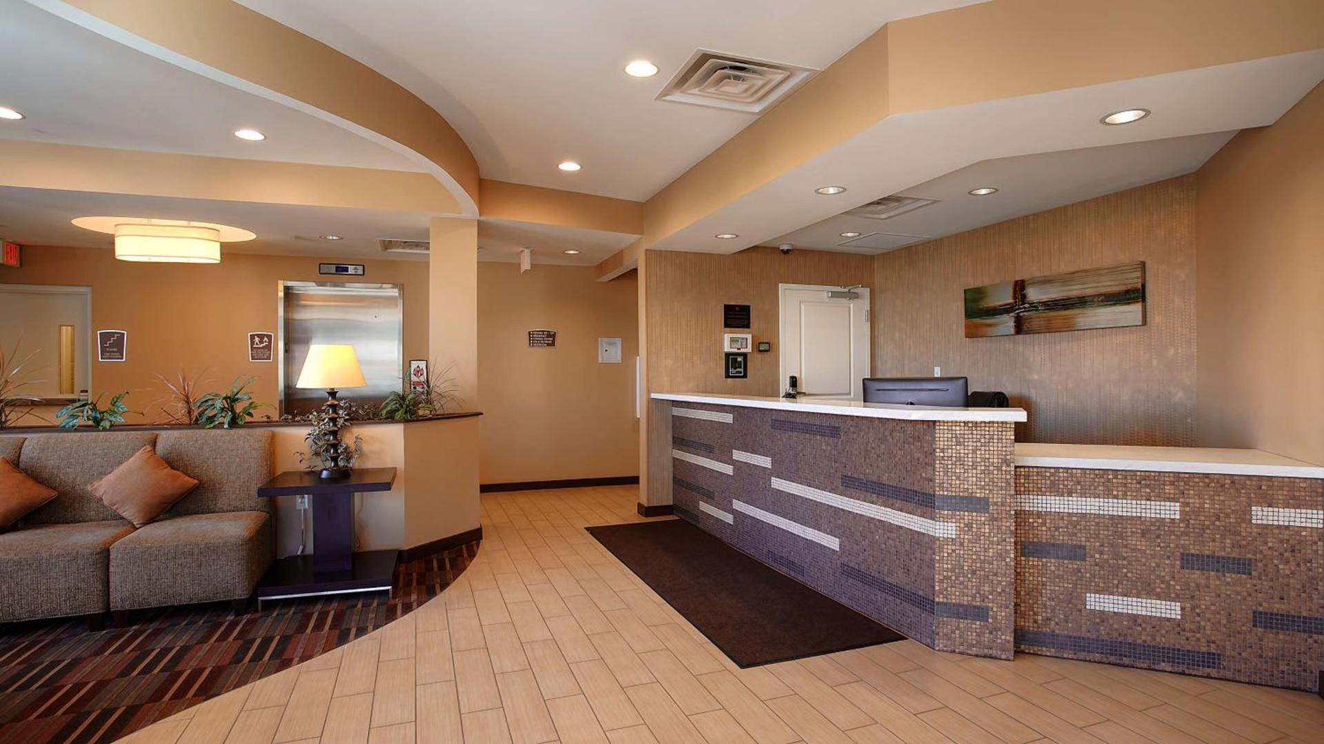 Best Western Plus College Park Hotel photo 3